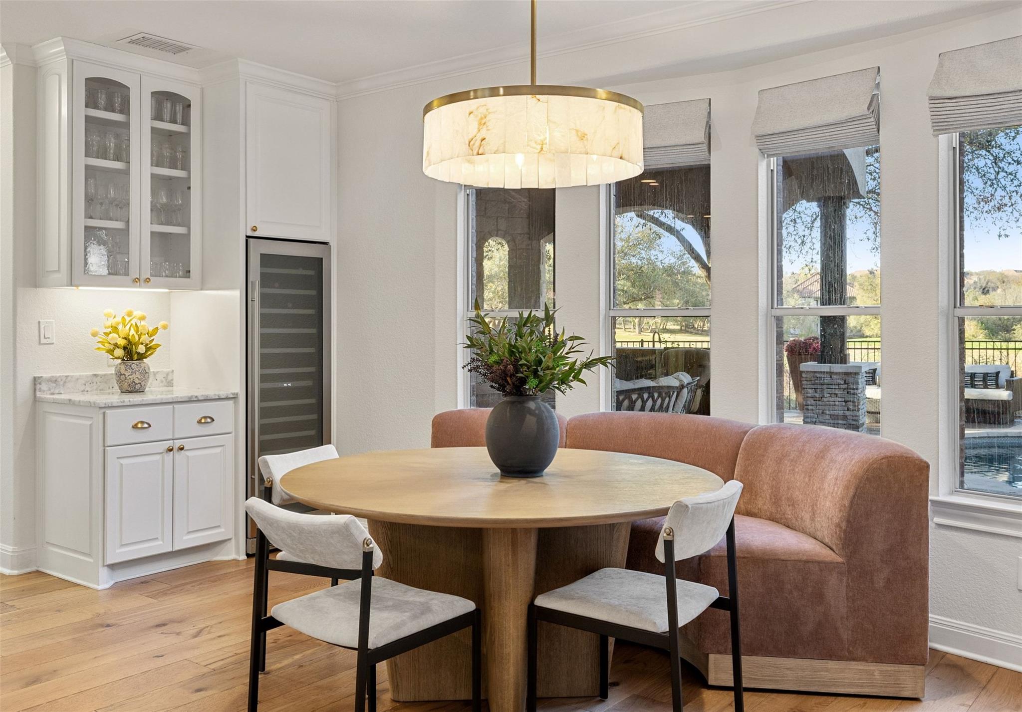 11700 EAGLES GLEN Dr, Austin, TX 78732