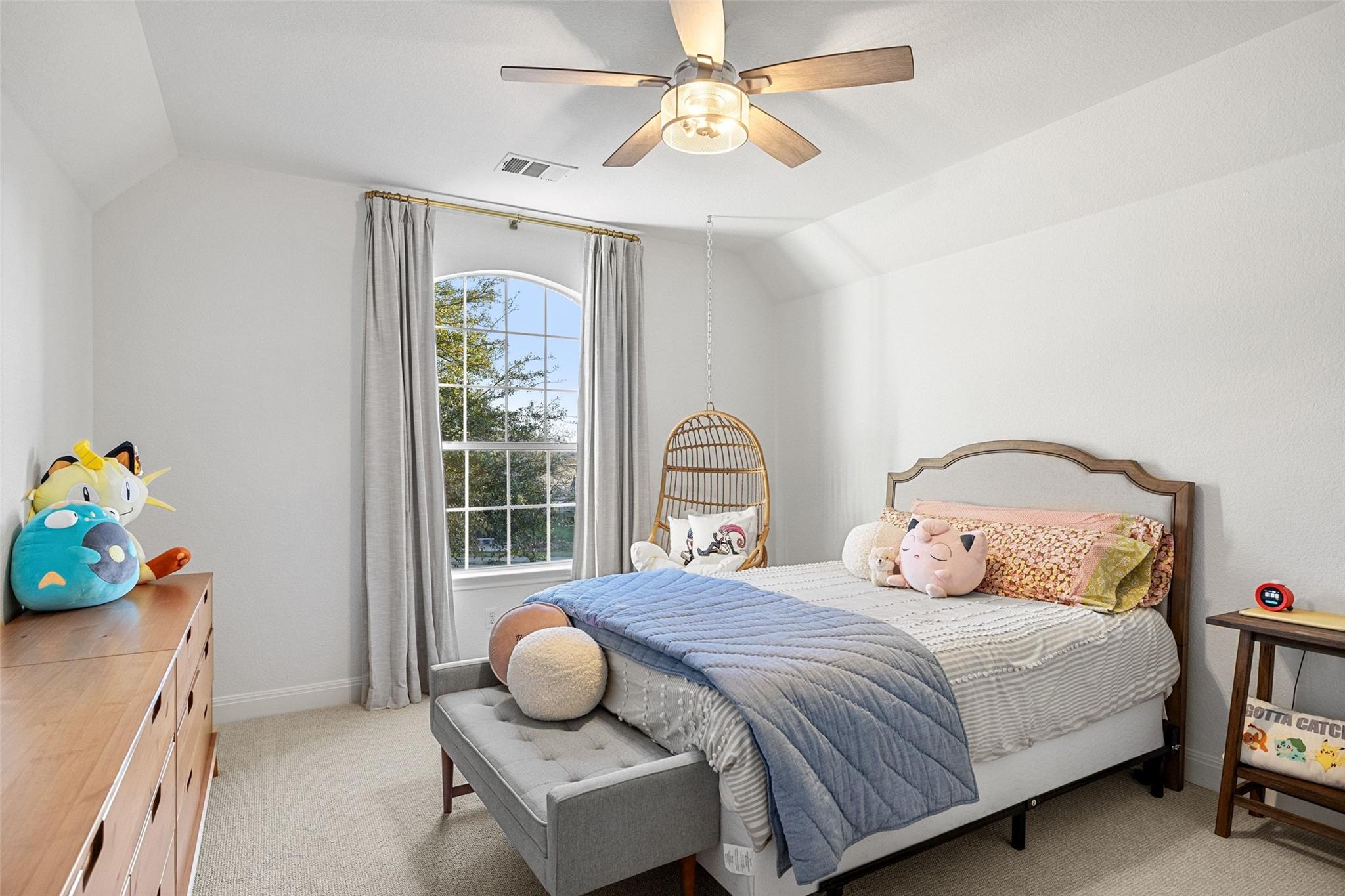 11700 EAGLES GLEN Dr, Austin, TX 78732