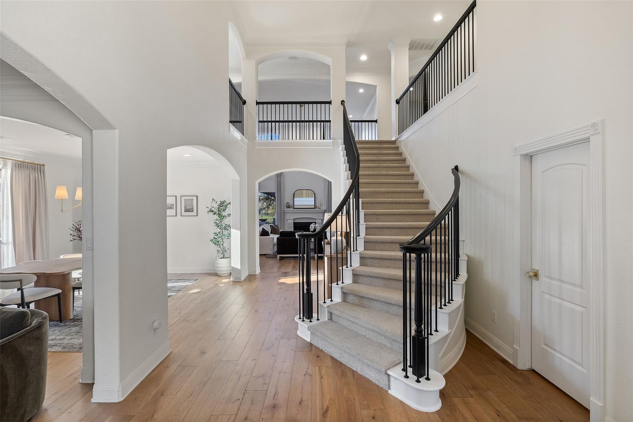 11700 EAGLES GLEN Dr, Austin, TX 78732