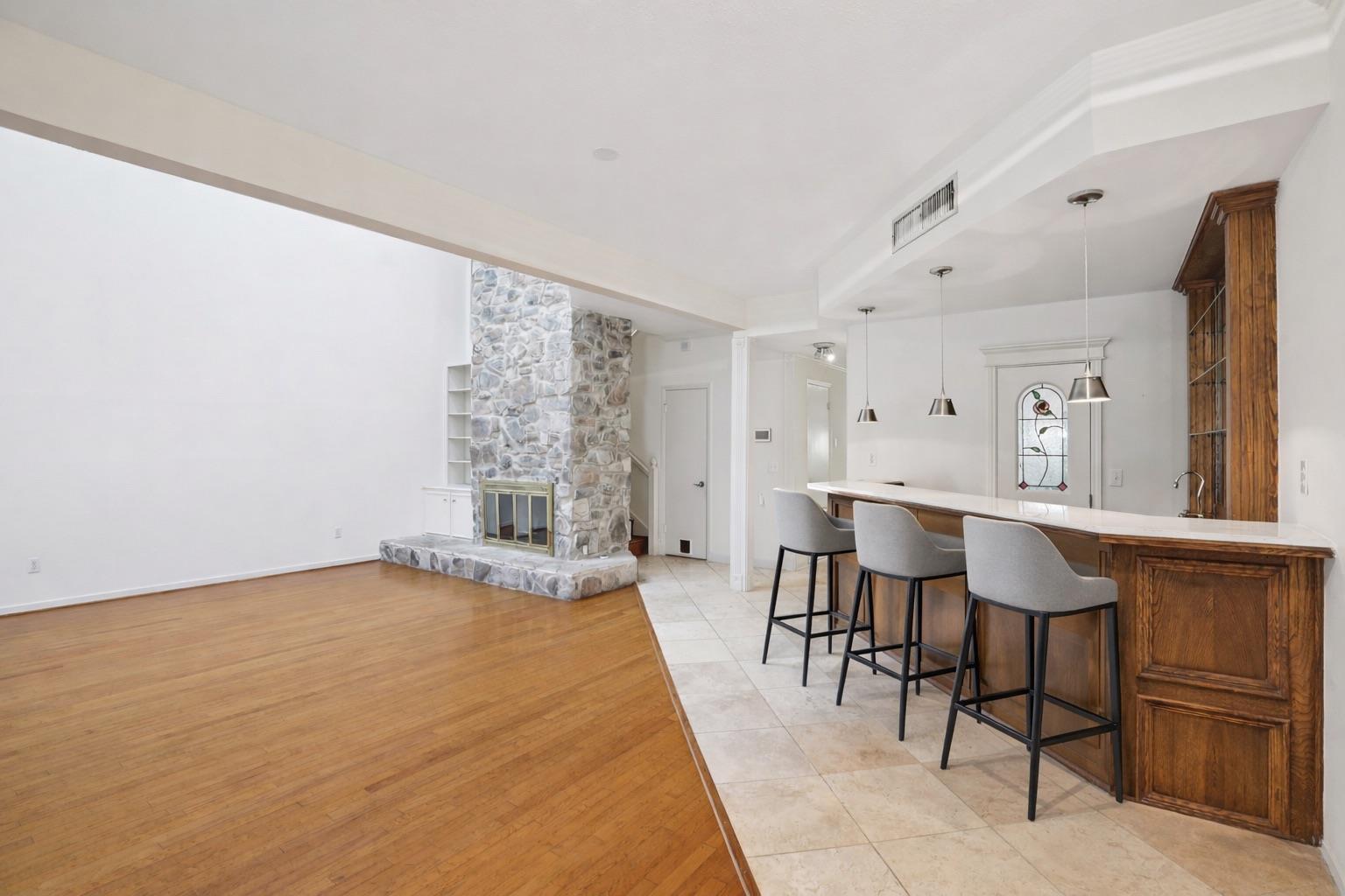 7216 Chimney Cors, Austin, TX 78731