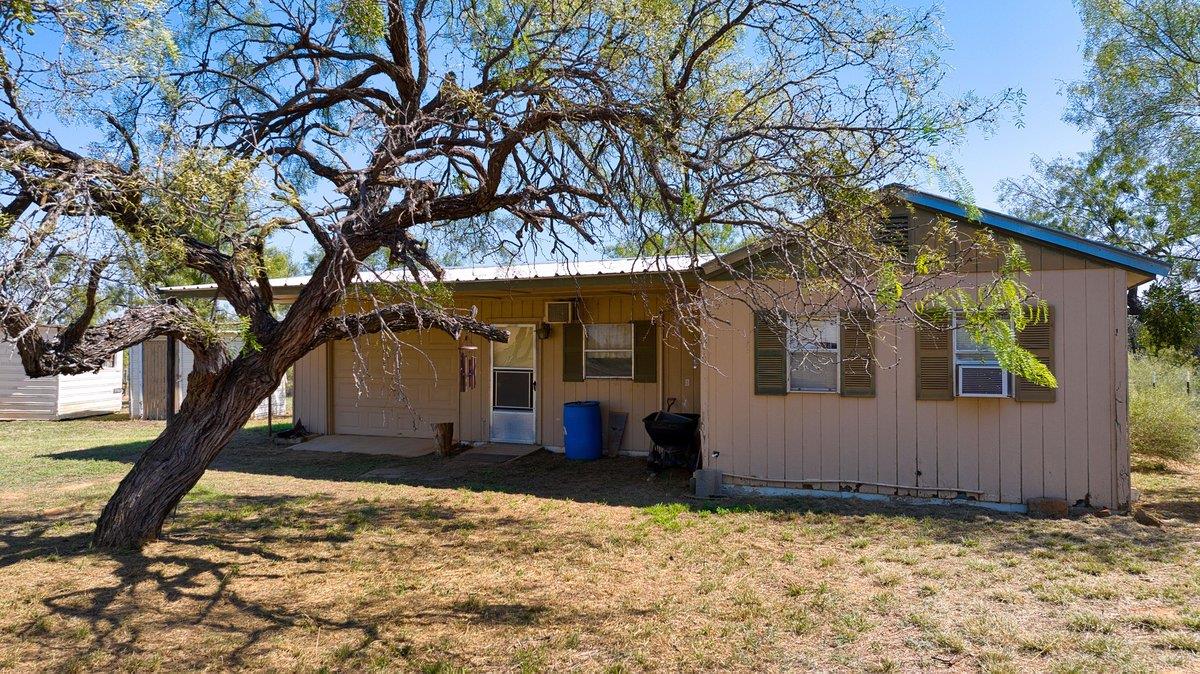 567 County Road 241, Rochelle, TX 76872