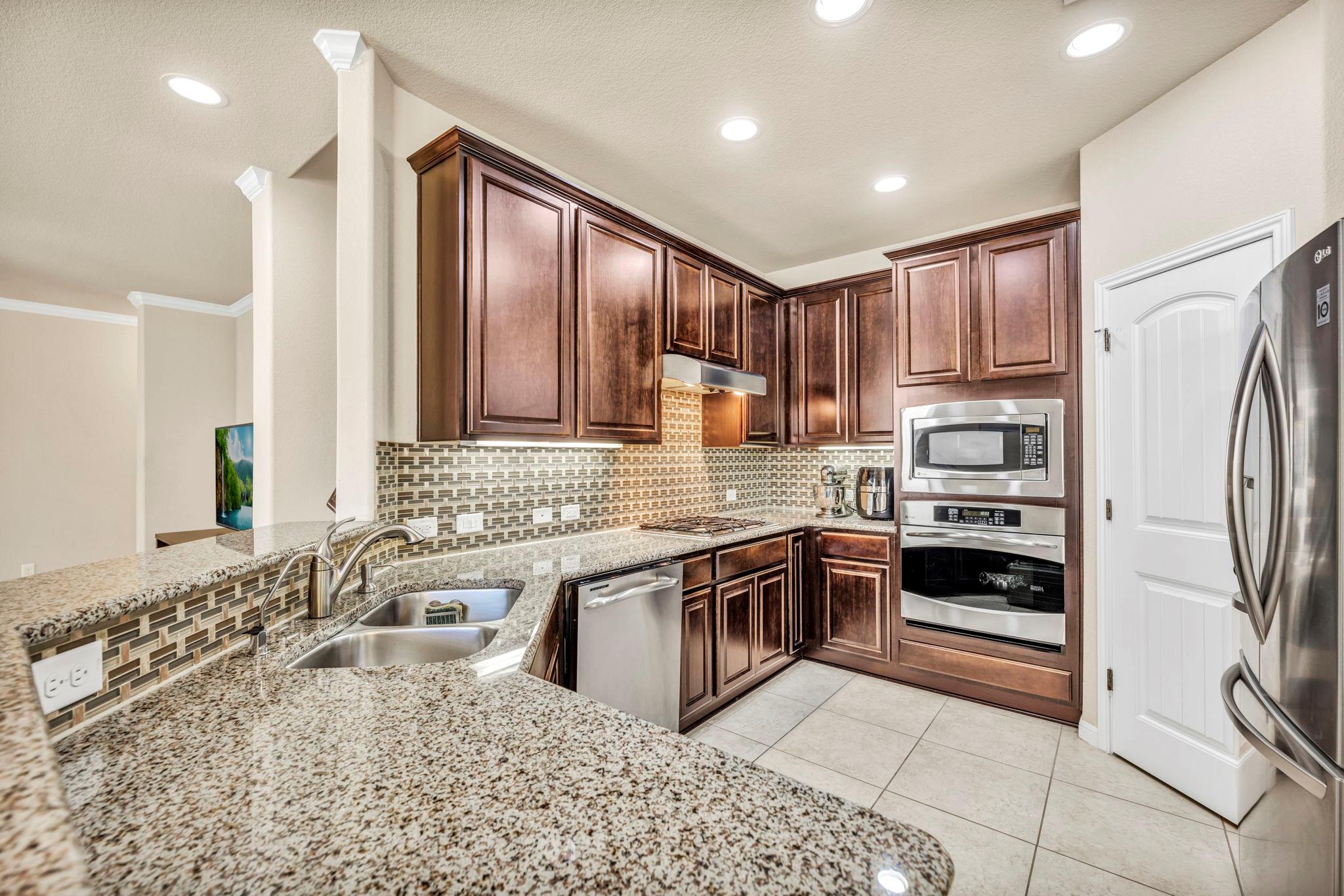 7320 Bandera Ranch Trl # B, Austin, TX 78750