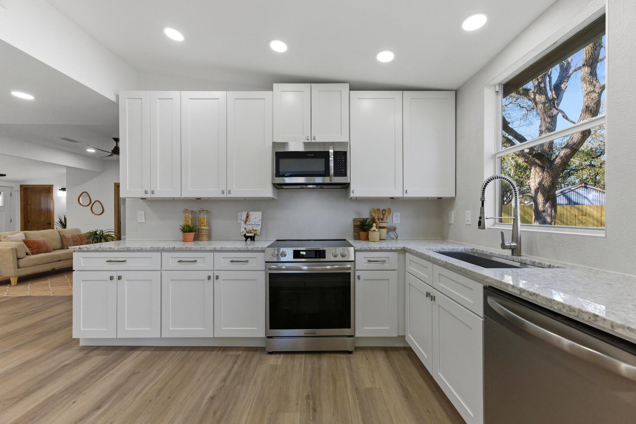 2649 Crazyhorse Pass, Austin, TX 78734