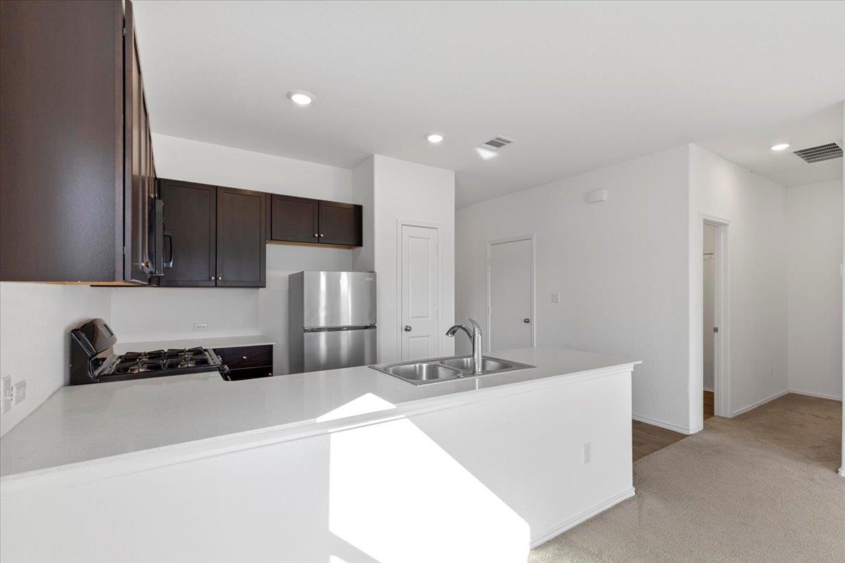 14320 Tordillo Dr, Elgin, TX 78621