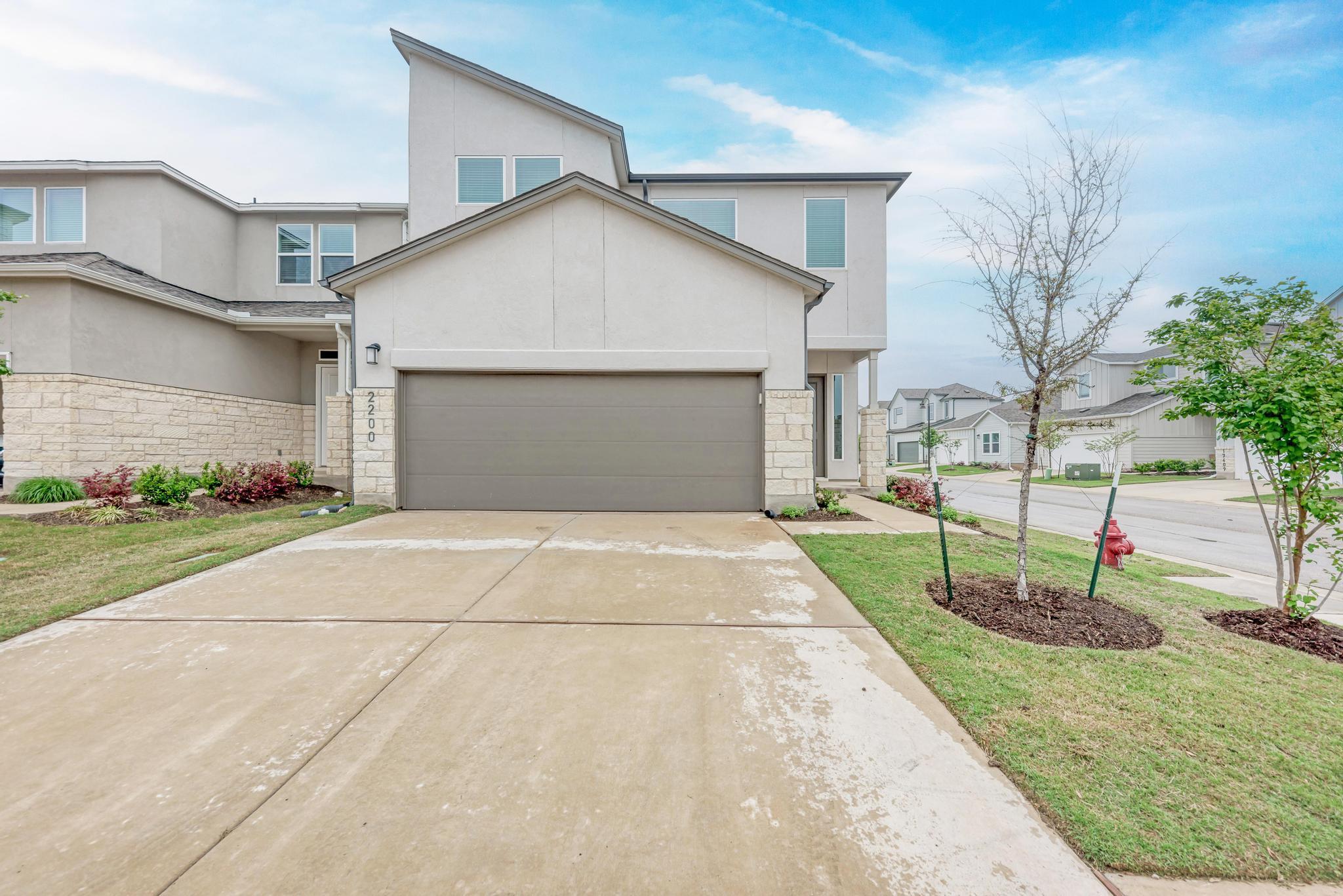 2200 Luna Azul Vw # 81, Round Rock, TX 78664