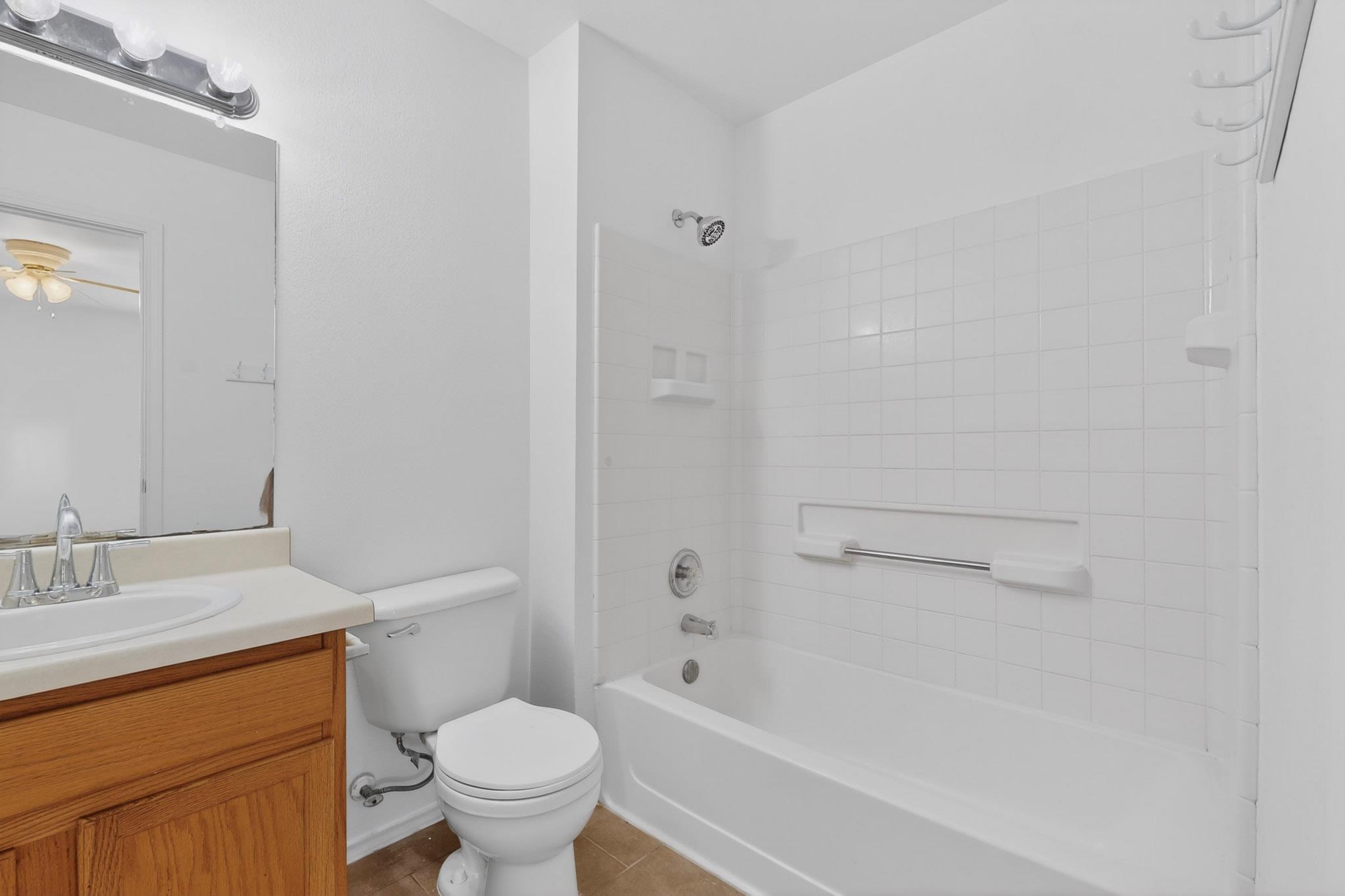 13124 Maidenhair Trl, Elgin, TX 78621