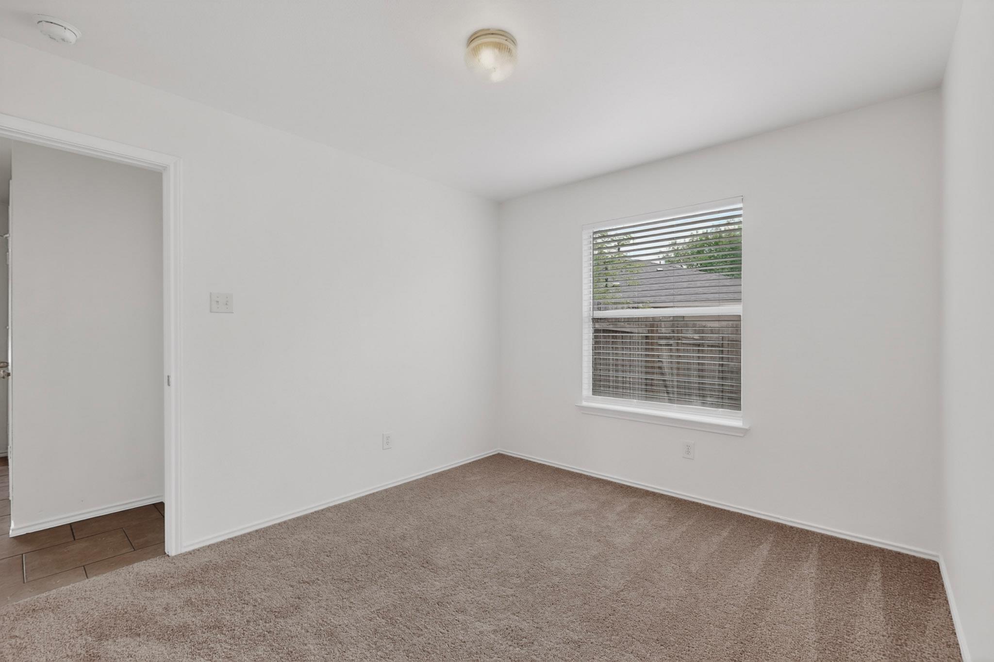 13124 Maidenhair Trl, Elgin, TX 78621