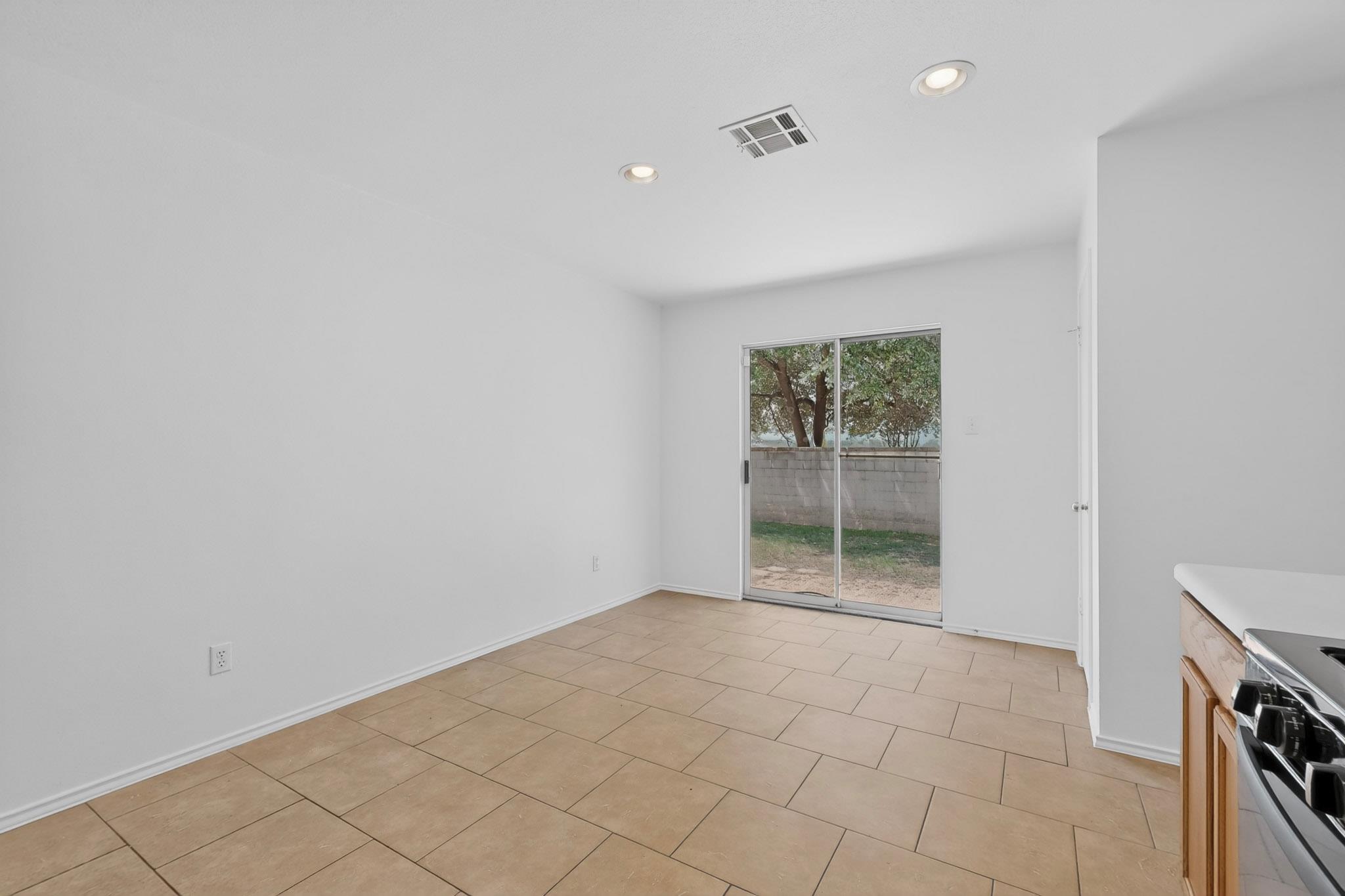 13124 Maidenhair Trl, Elgin, TX 78621