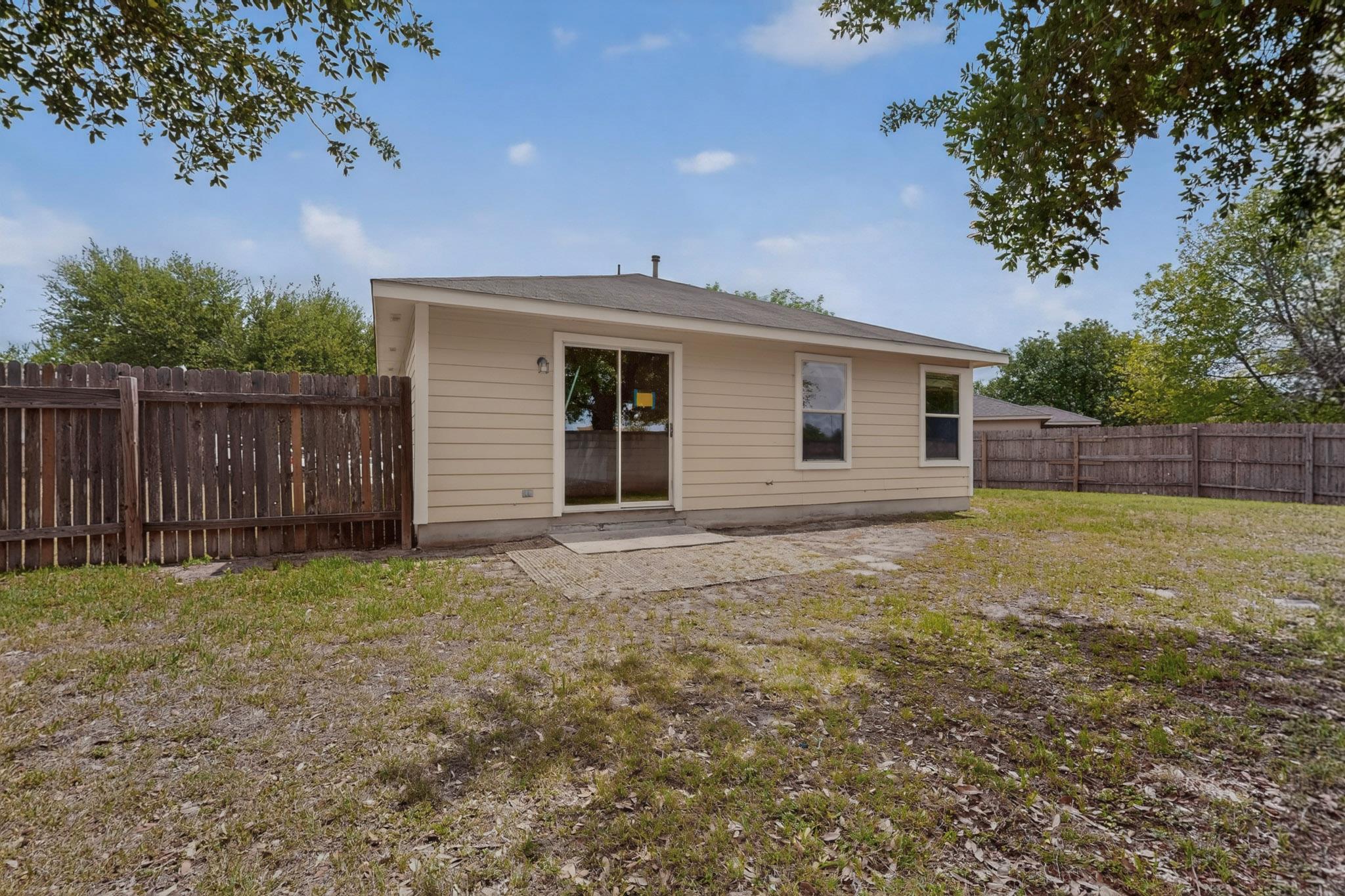13124 Maidenhair Trl, Elgin, TX 78621