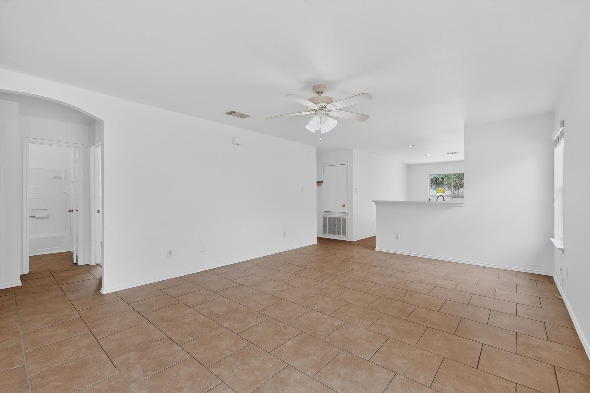 13124 Maidenhair Trl, Elgin, TX 78621