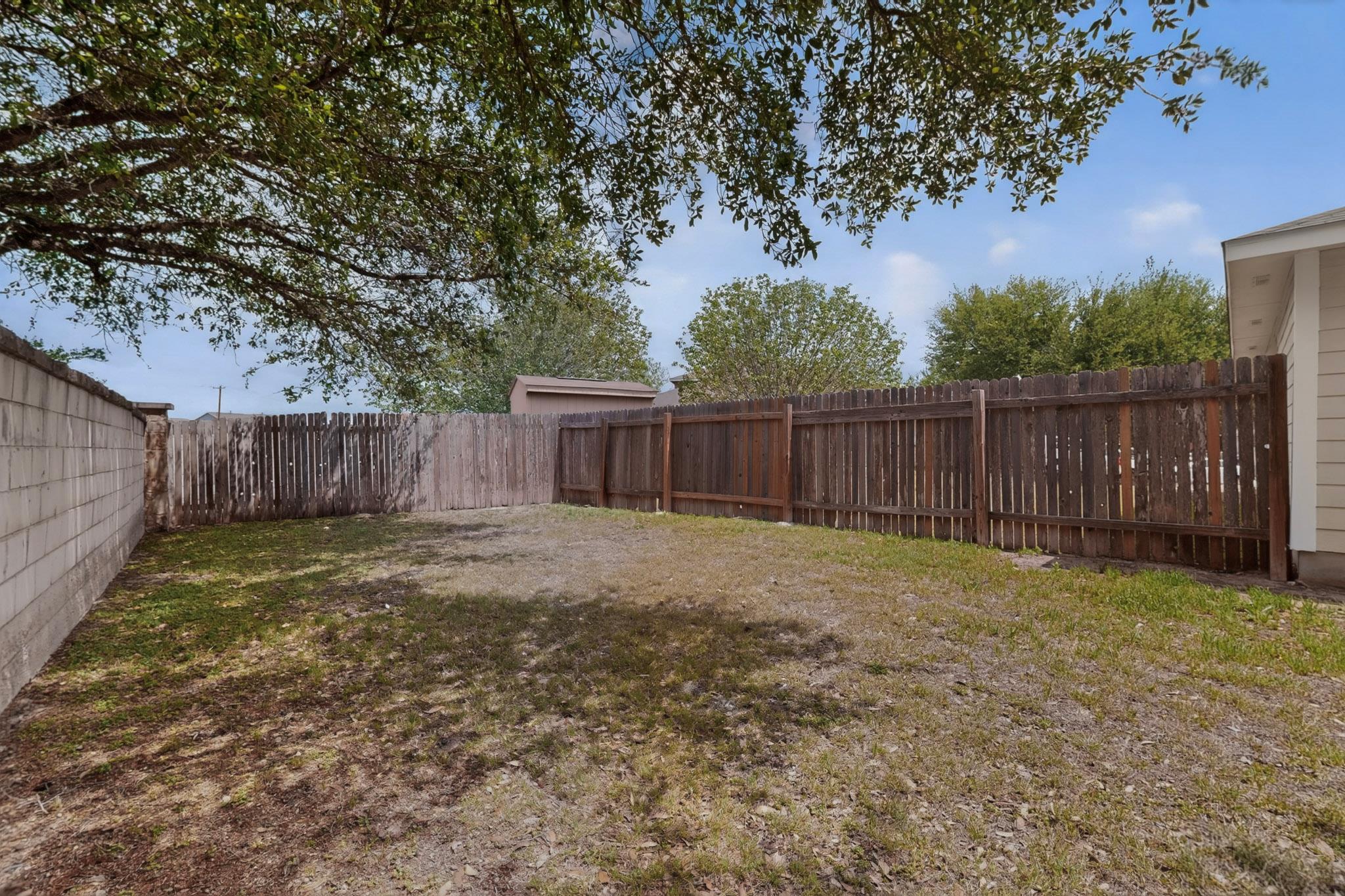 13124 Maidenhair Trl, Elgin, TX 78621