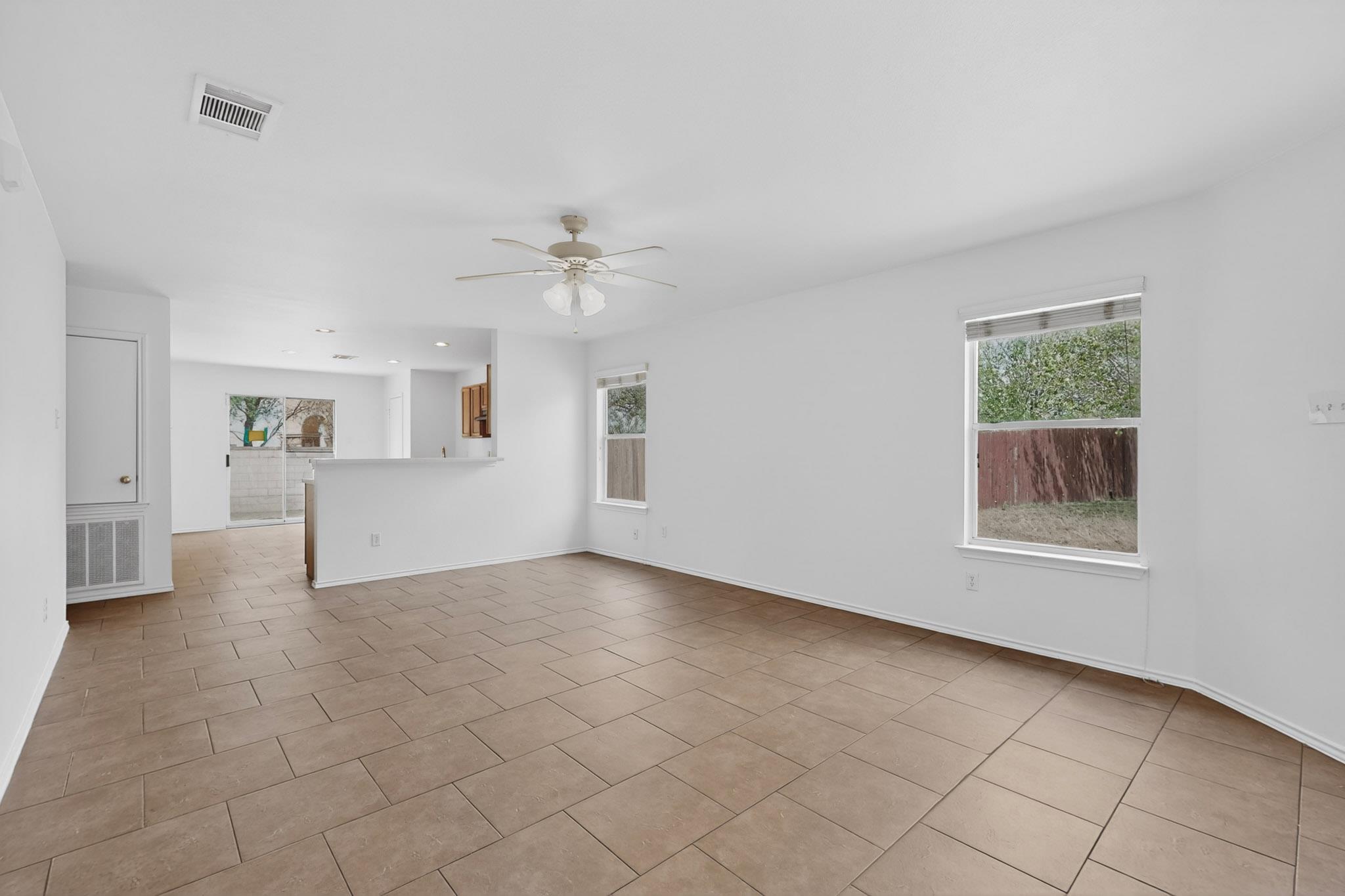 13124 Maidenhair Trl, Elgin, TX 78621