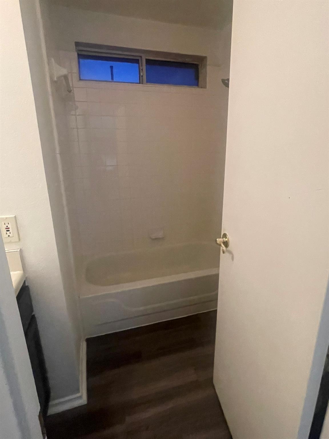 221 Britni Loop, Kyle, TX 78640