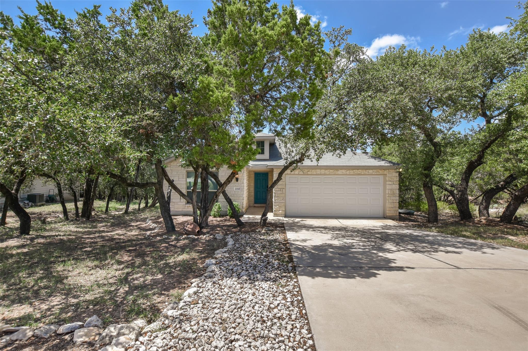 21510 Paine Ave, Lago Vista, TX 78645