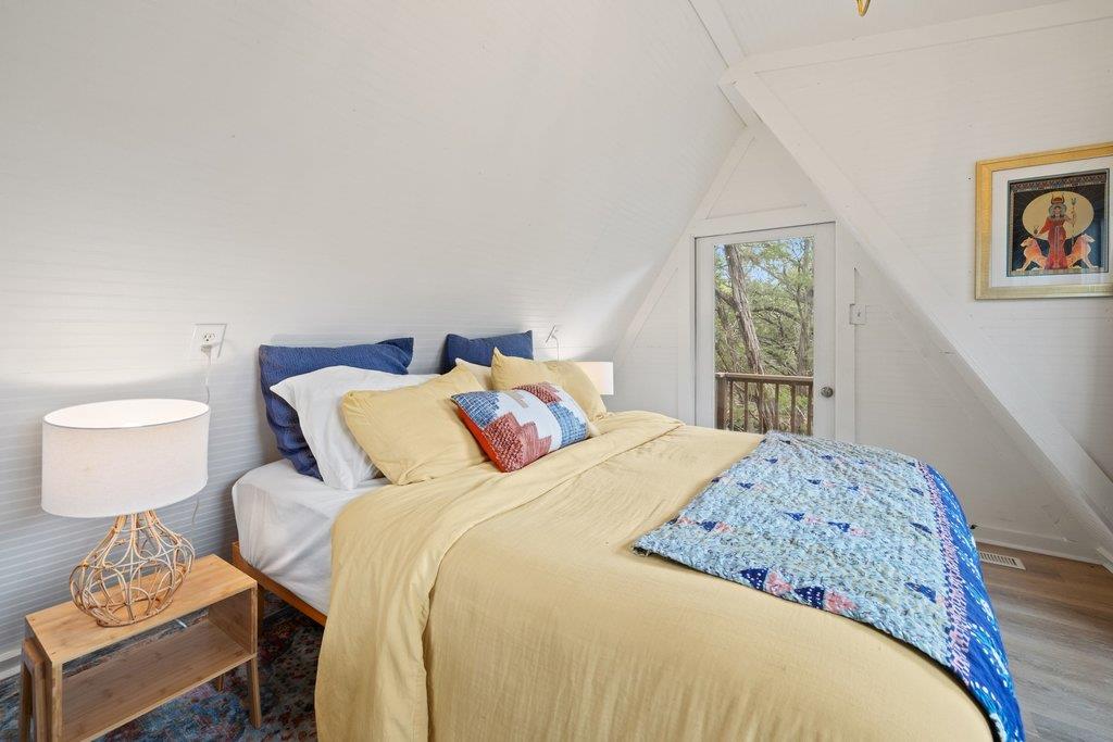 321 Lea Ln, Wimberley, TX 78676