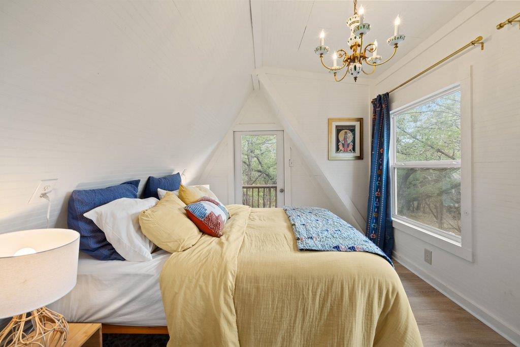 321 Lea Ln, Wimberley, TX 78676