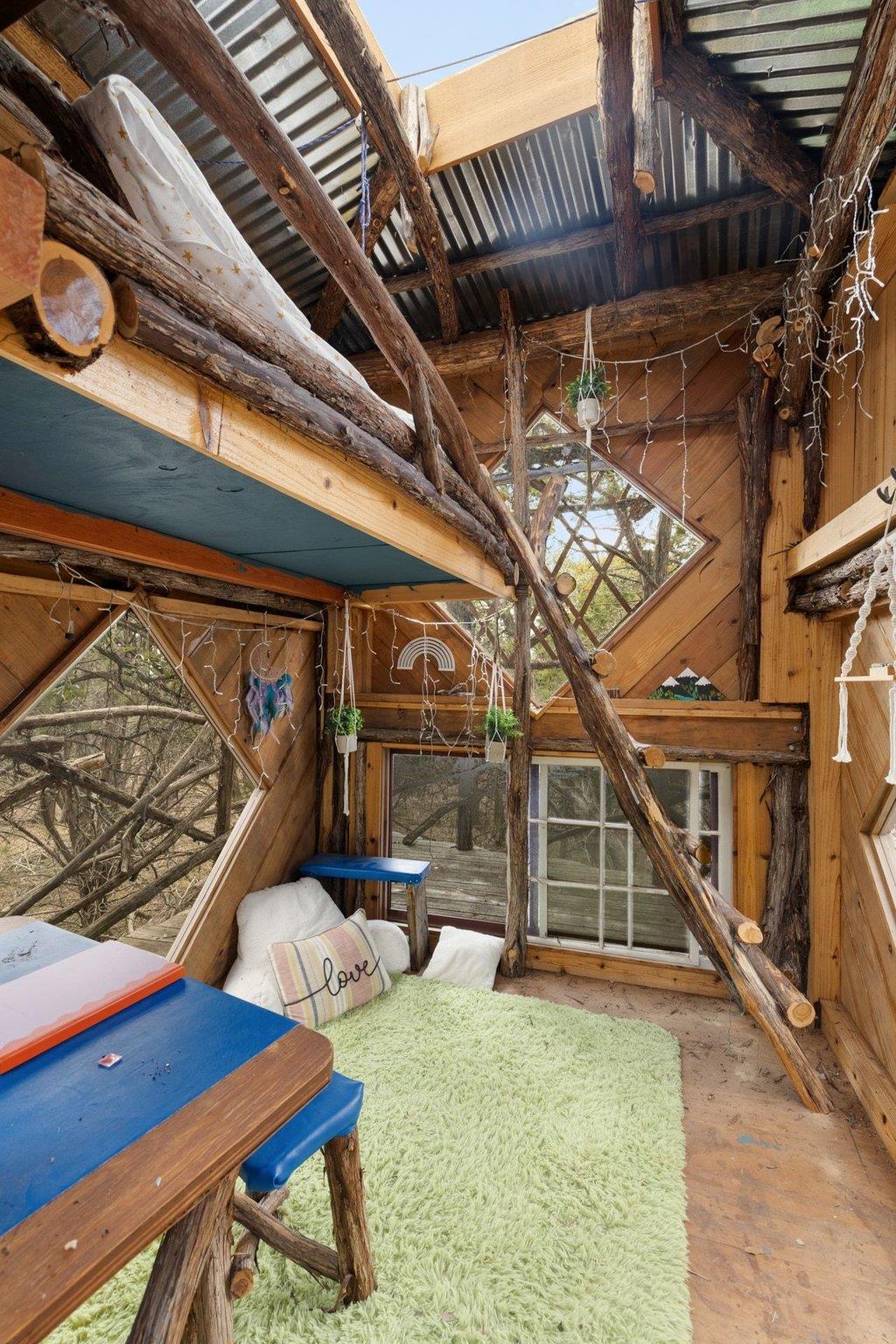 321 Lea Ln, Wimberley, TX 78676