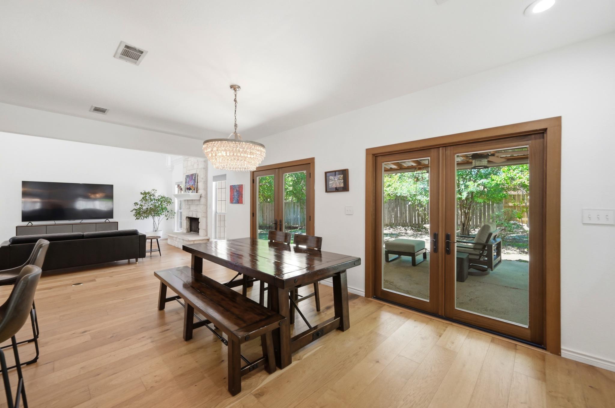72 Crazy Cross Rd, Wimberley, TX 78676