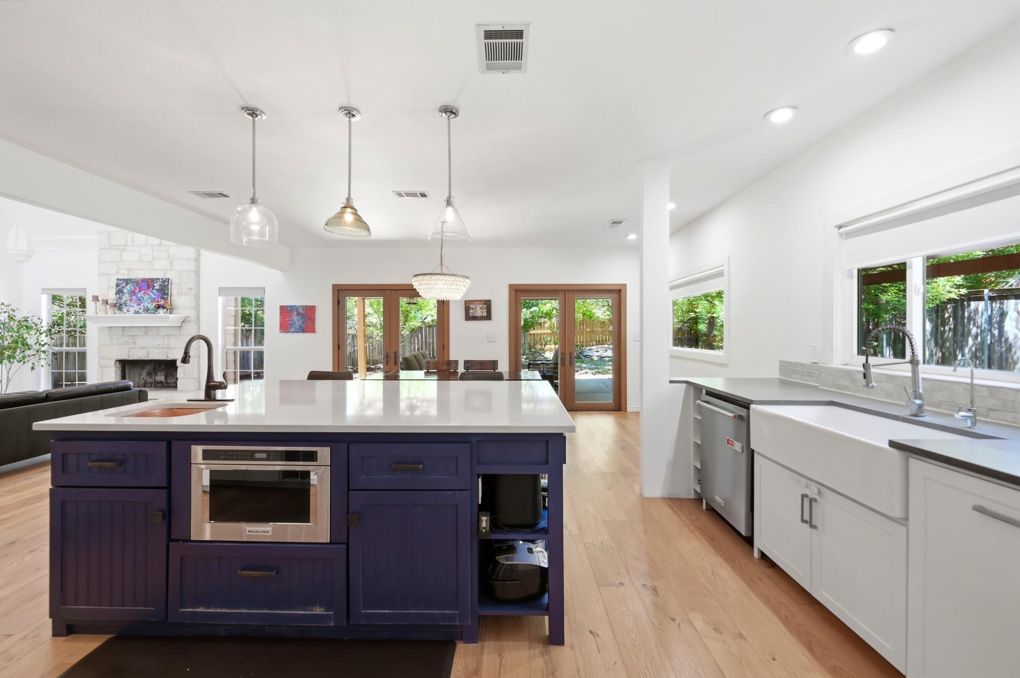72 Crazy Cross Rd, Wimberley, TX 78676