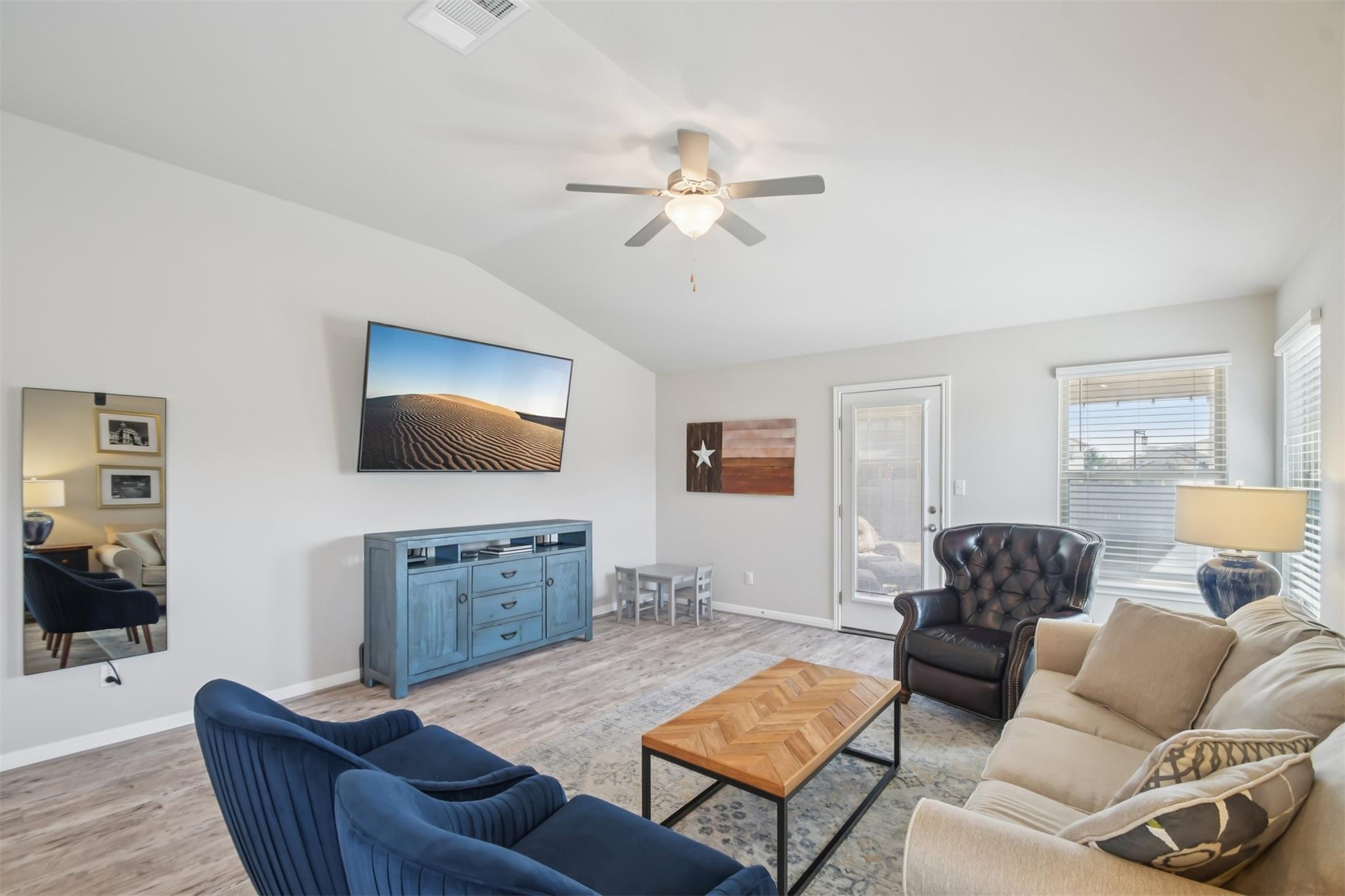 100 Vickers St, Georgetown, TX 78628