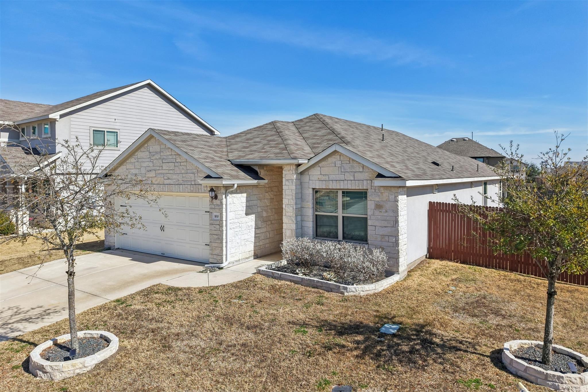 100 Vickers St, Georgetown, TX 78628