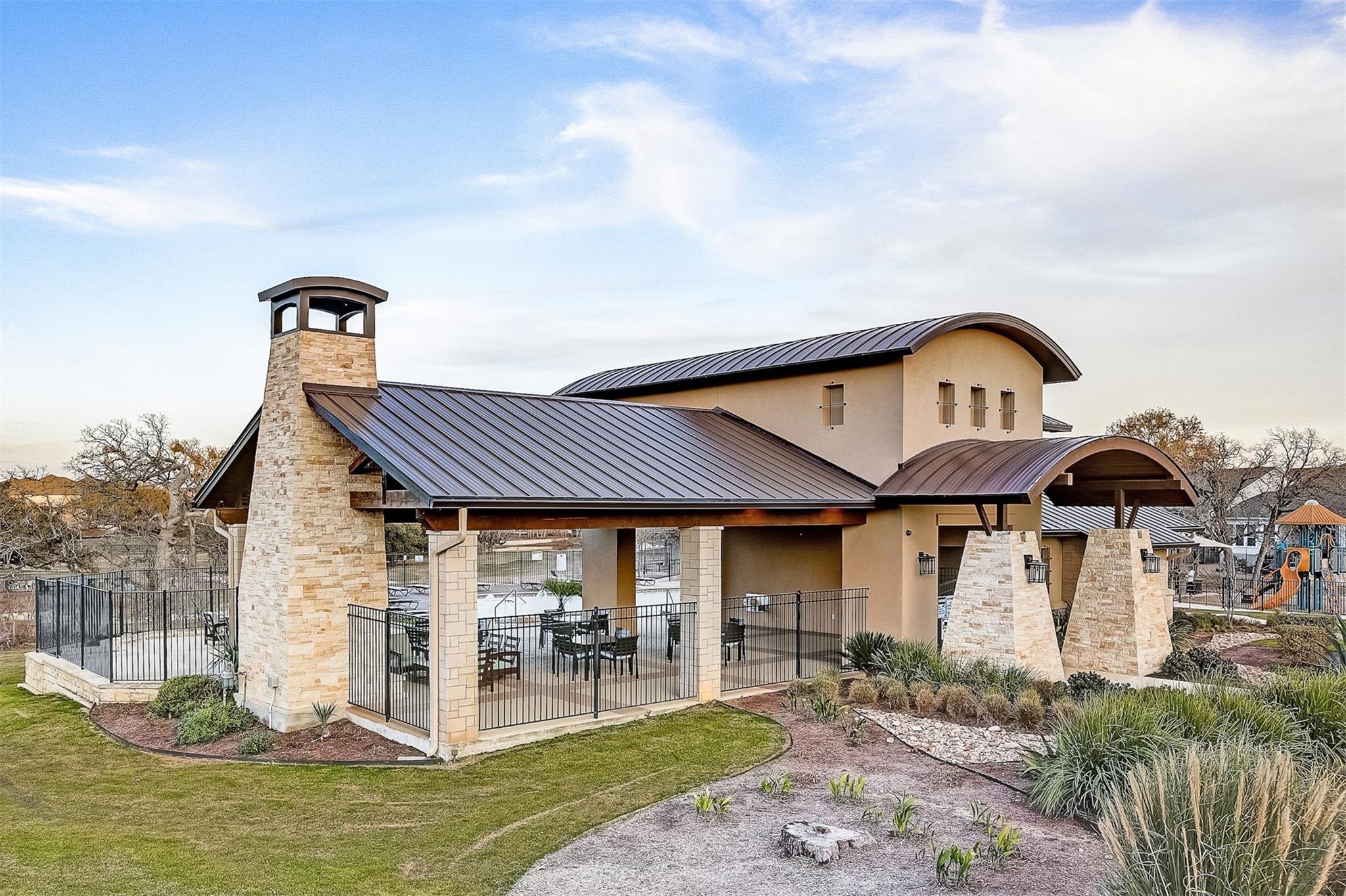 100 Vickers St, Georgetown, TX 78628