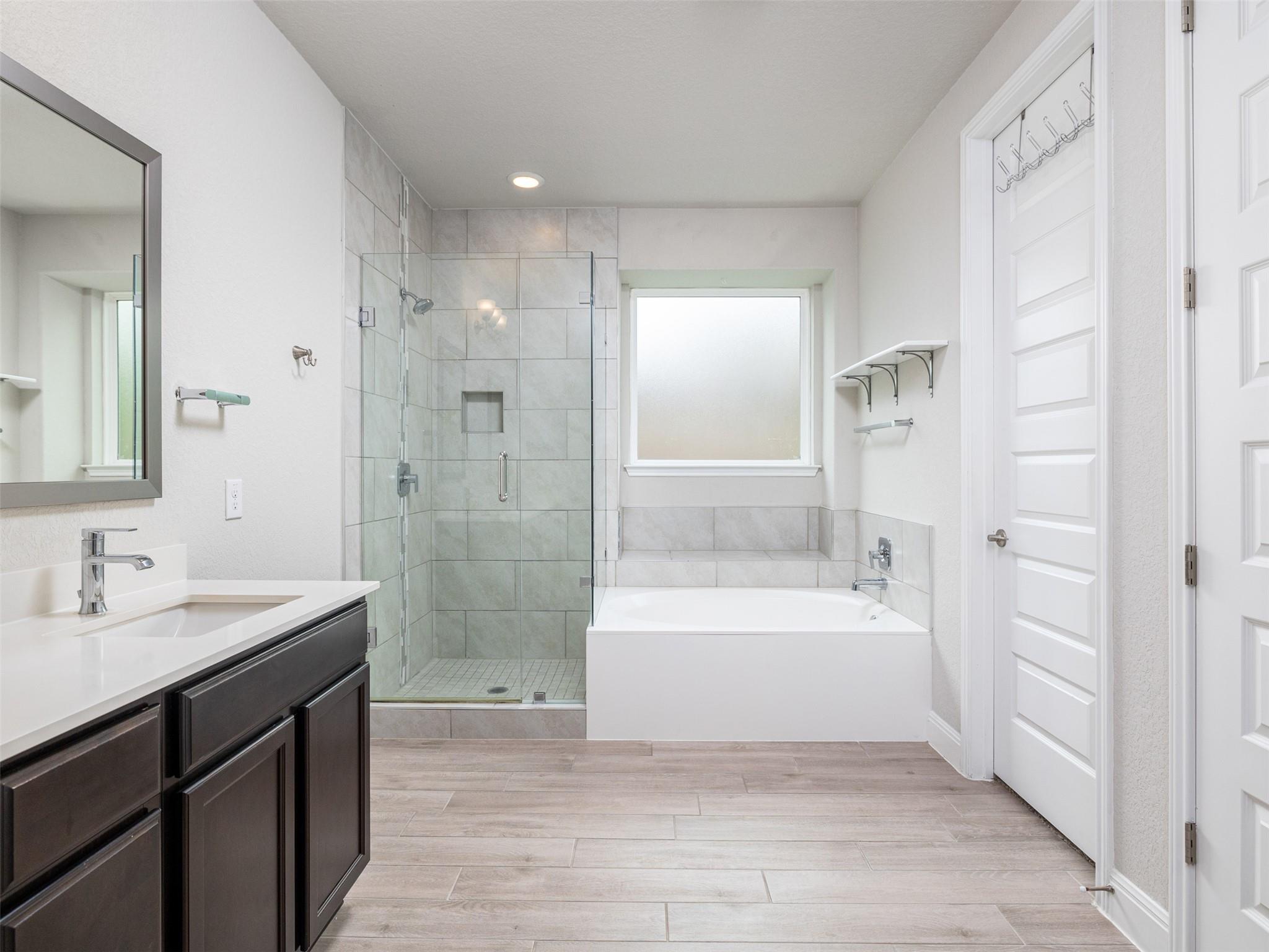 4229 Deer Lake Ln, Georgetown, TX 78628