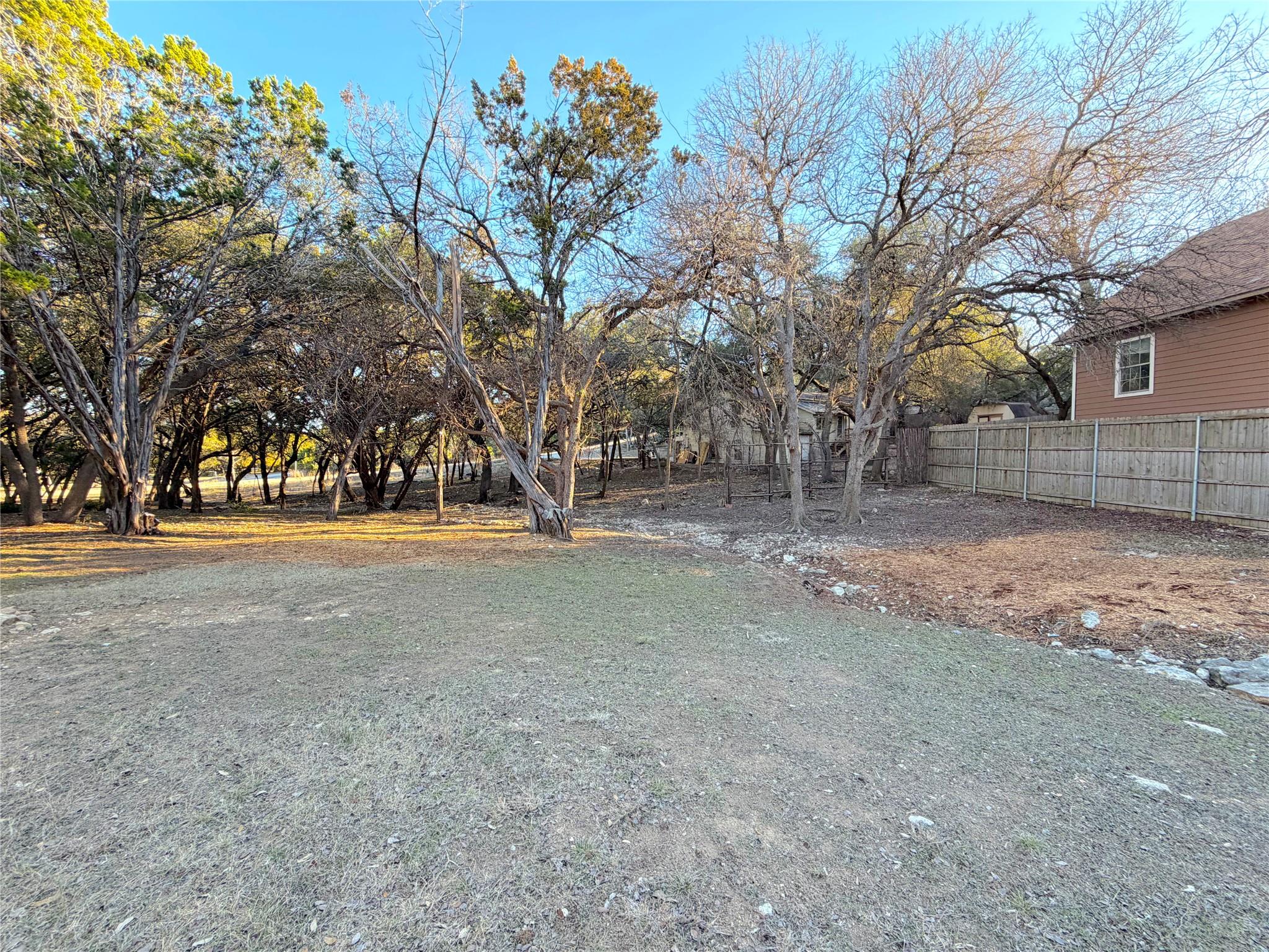 205 Woodridge, Canyon Lake, TX 78133