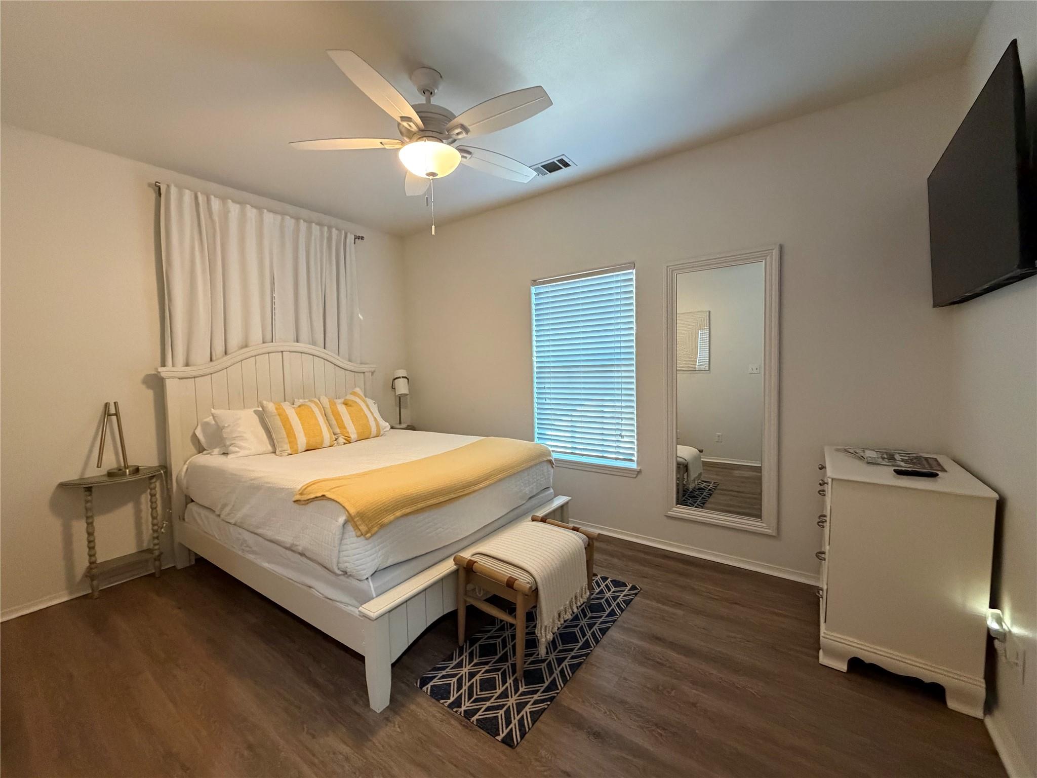 205 Woodridge, Canyon Lake, TX 78133