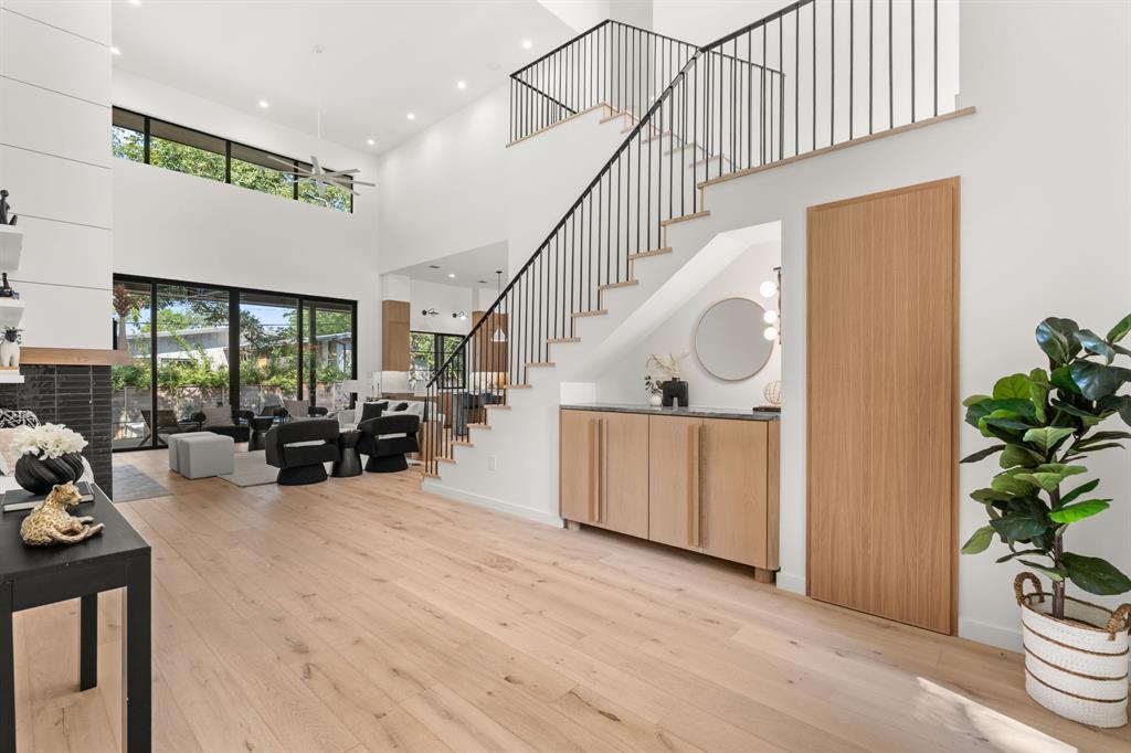 5908 Bull Creek Rd, Austin, TX 78757