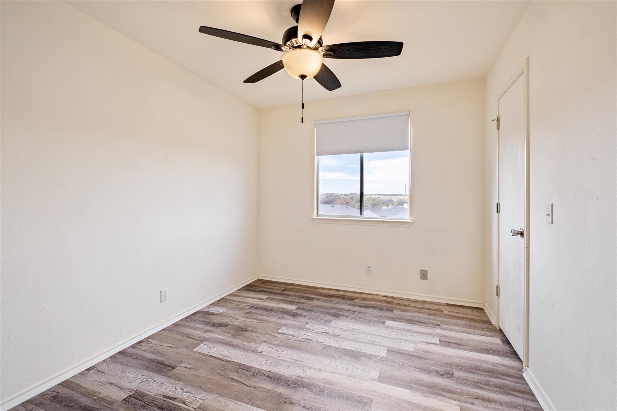 104 Pond Way, Hutto, TX 78634