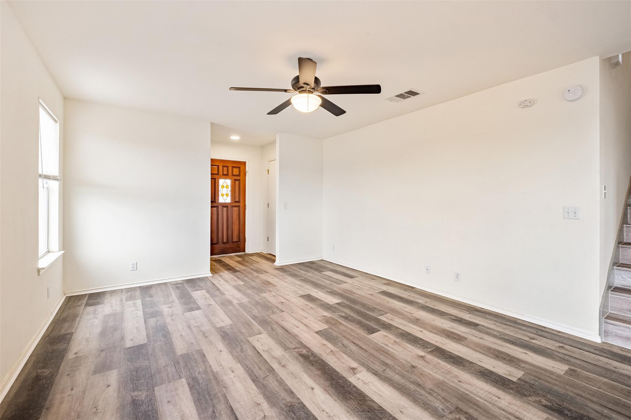 104 Pond Way, Hutto, TX 78634