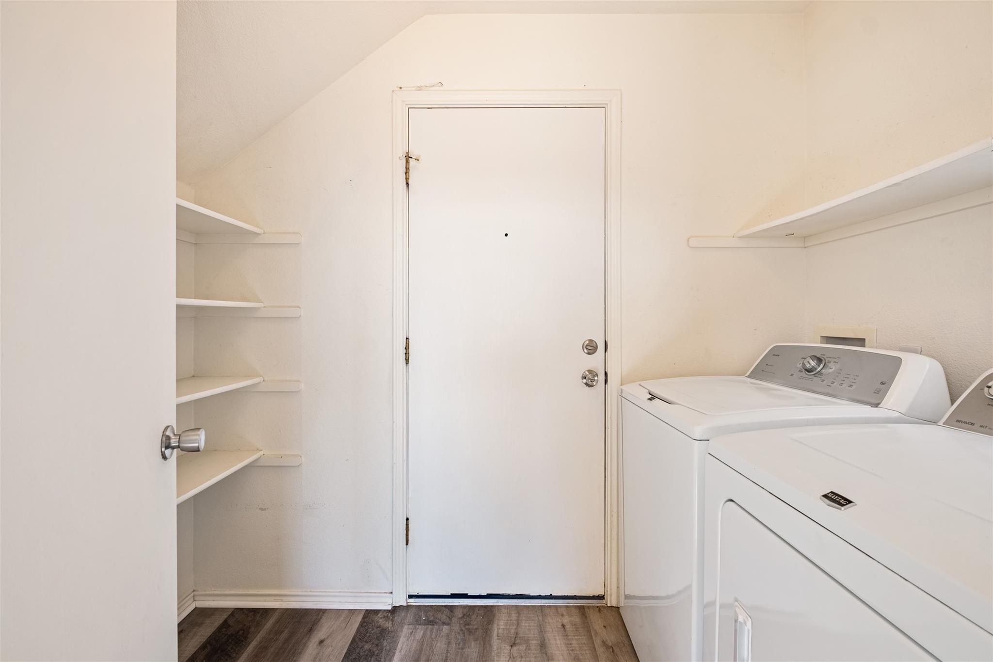 104 Pond Way, Hutto, TX 78634