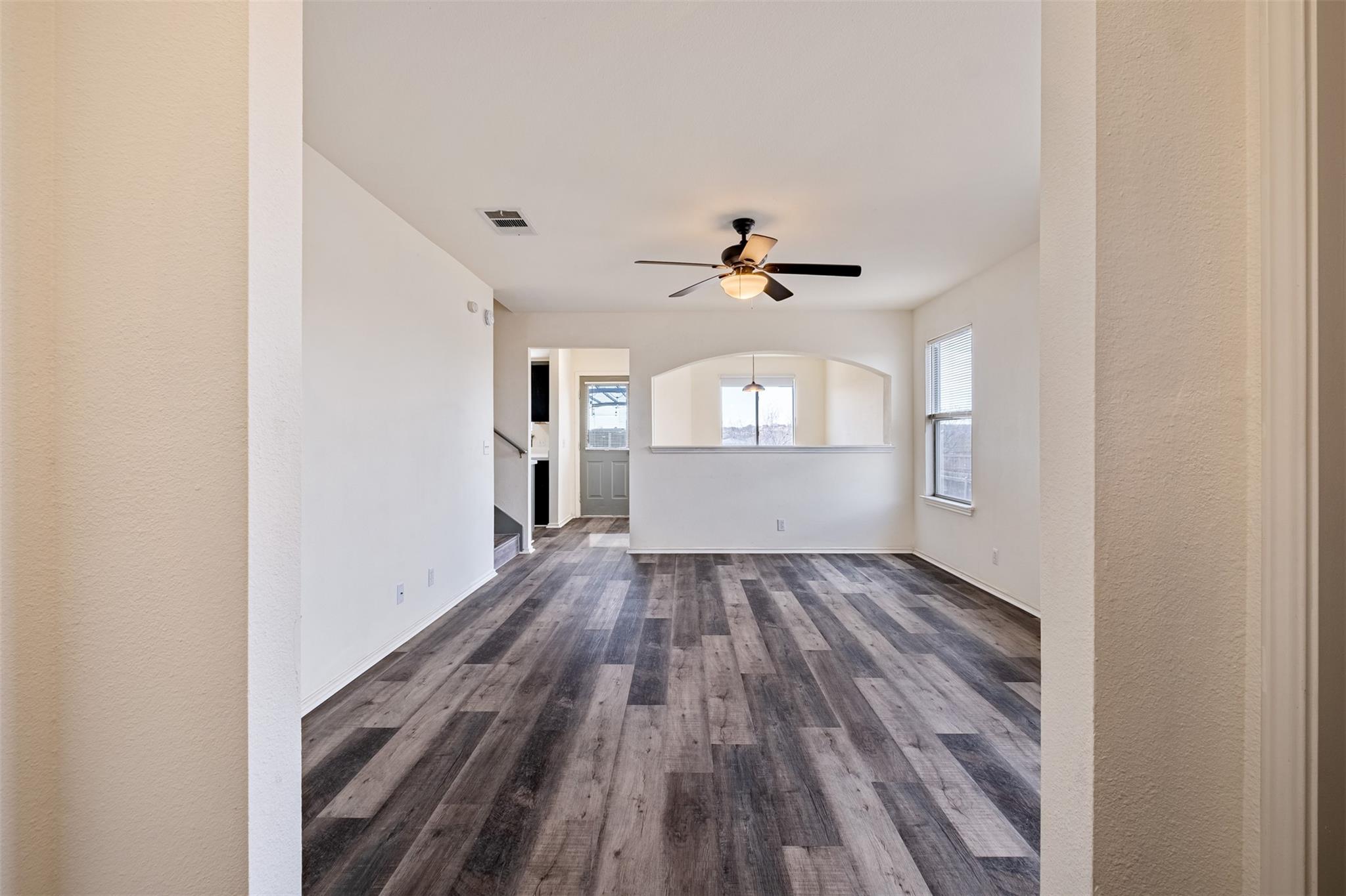 104 Pond Way, Hutto, TX 78634