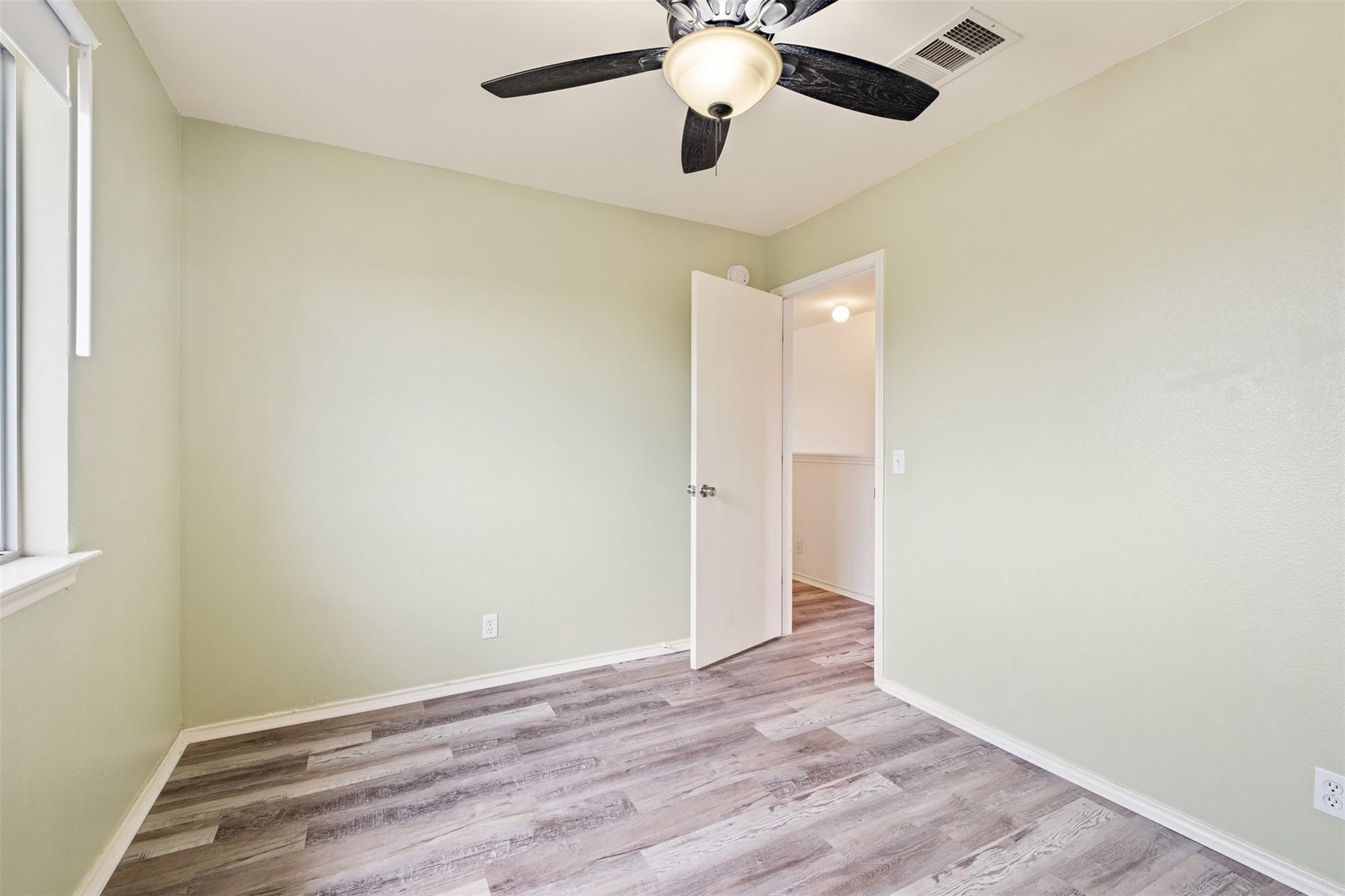 104 Pond Way, Hutto, TX 78634