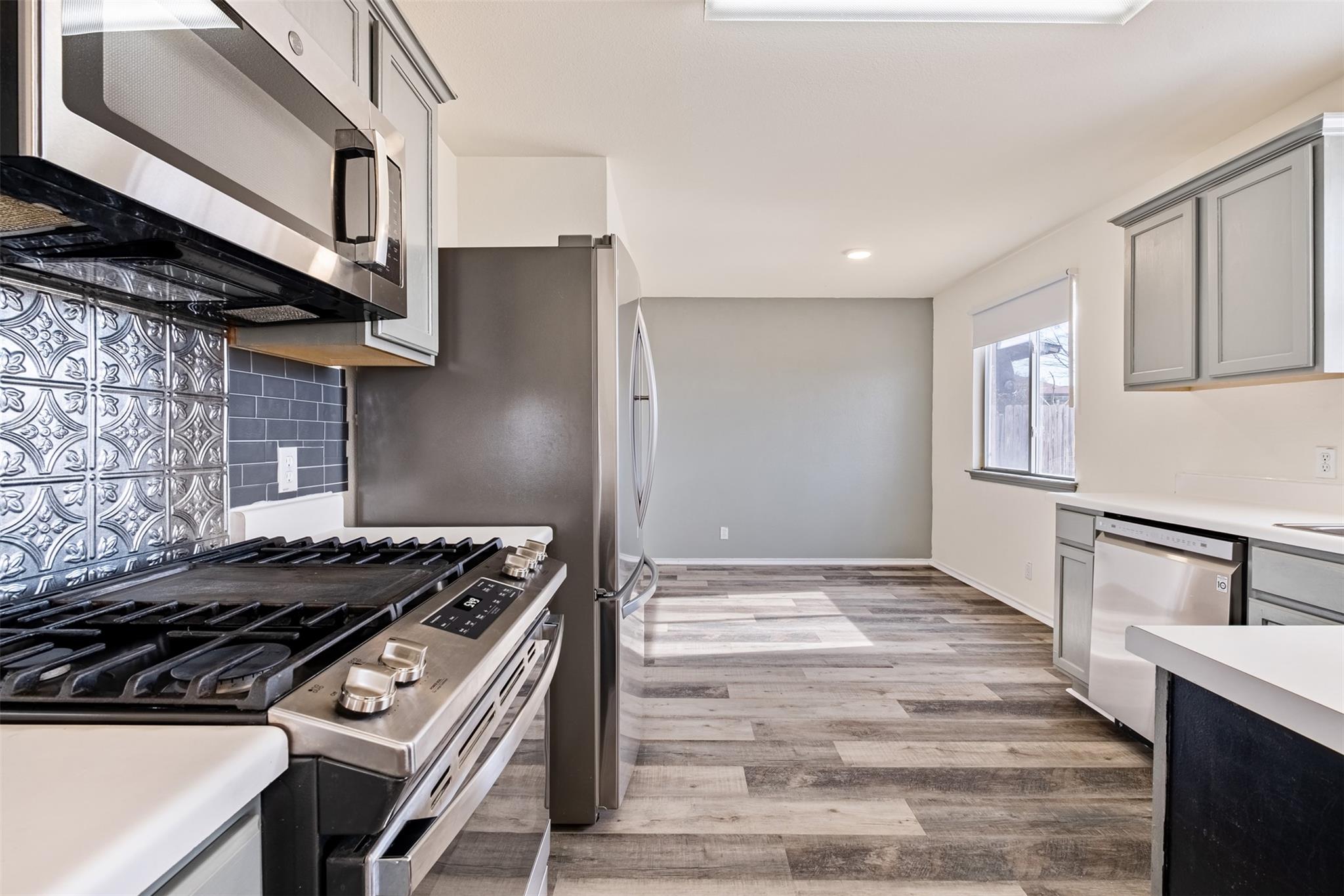 104 Pond Way, Hutto, TX 78634