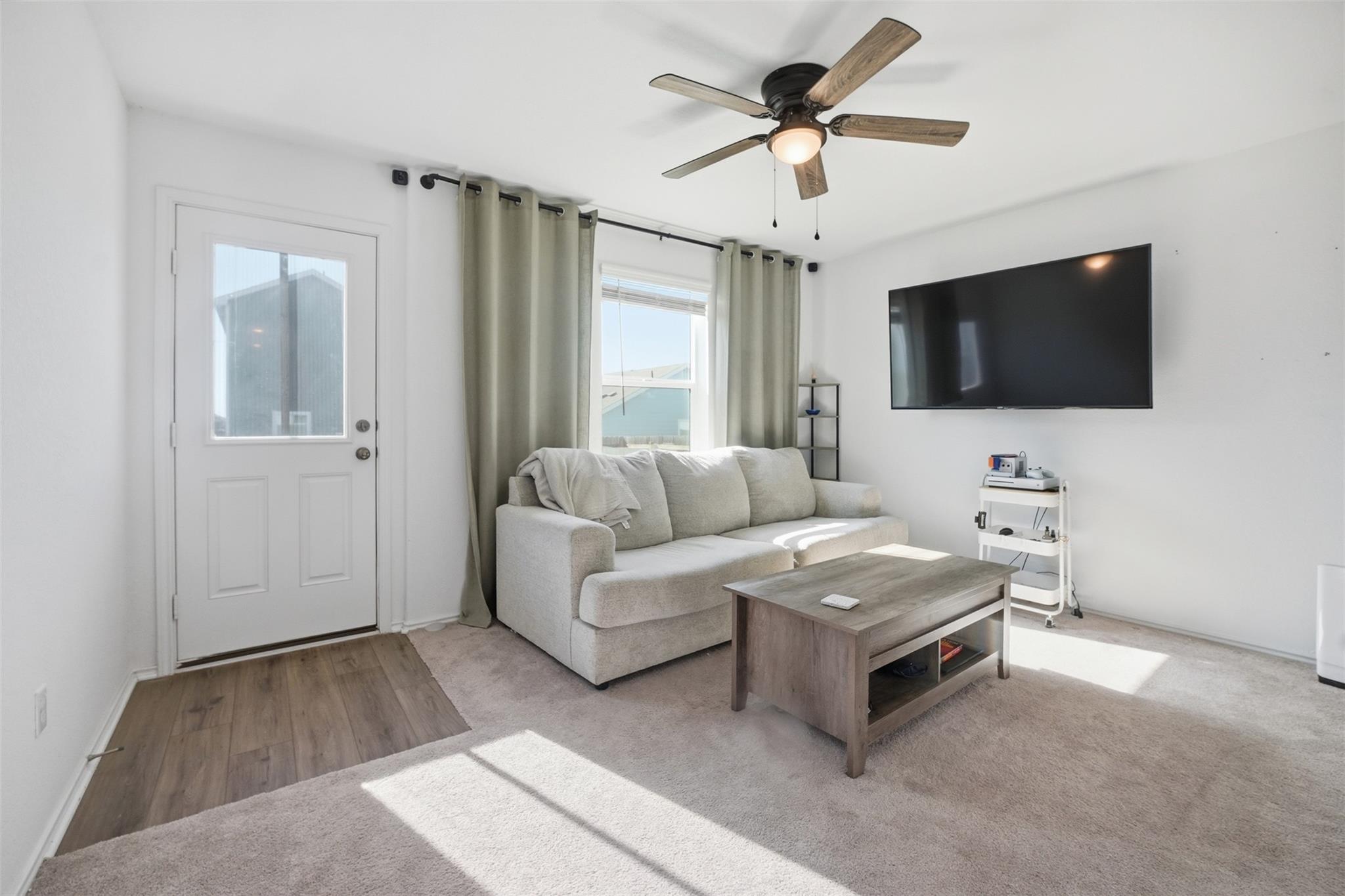 625 Marty Allen Loop, Jarrell, TX 76537