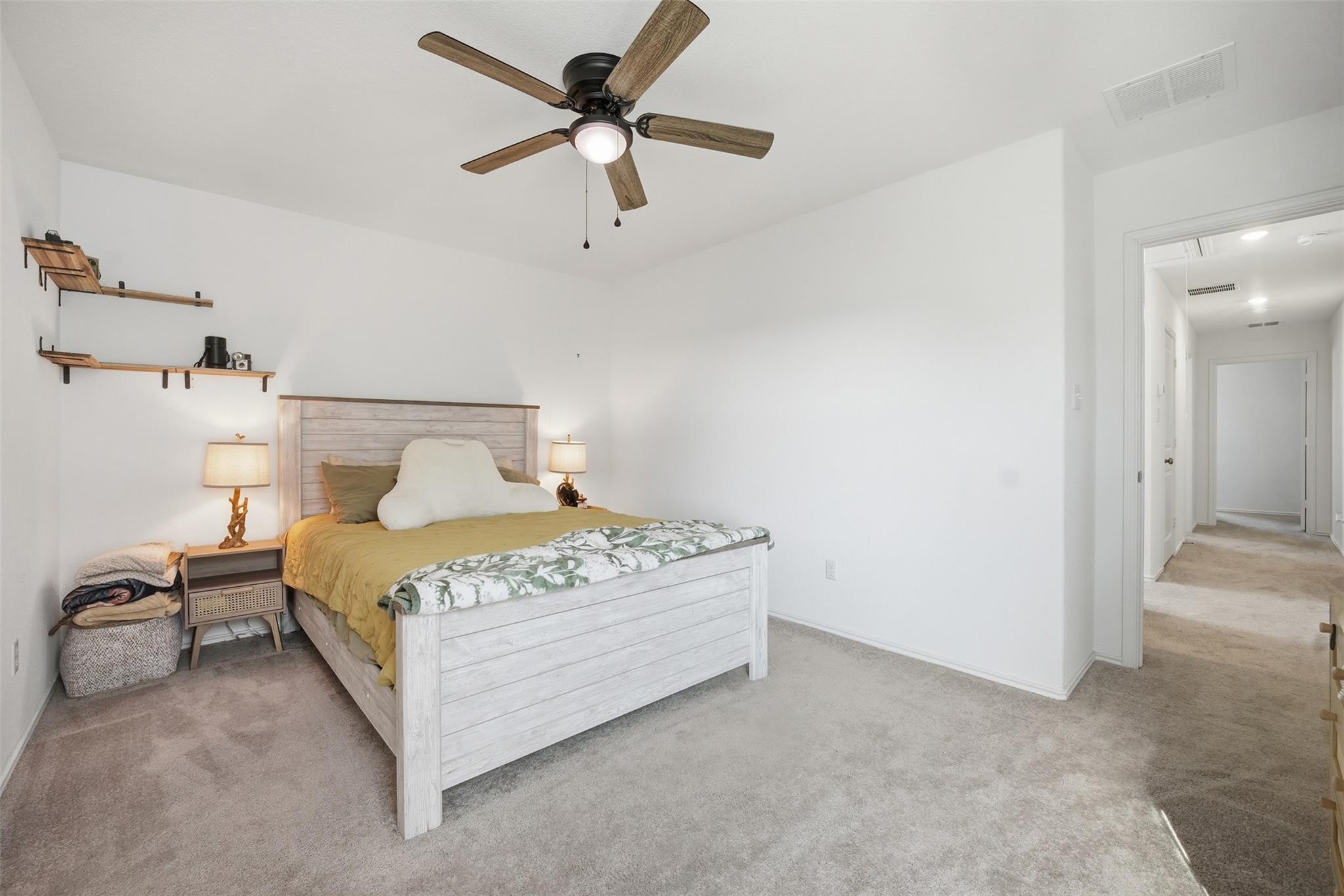 625 Marty Allen Loop, Jarrell, TX 76537