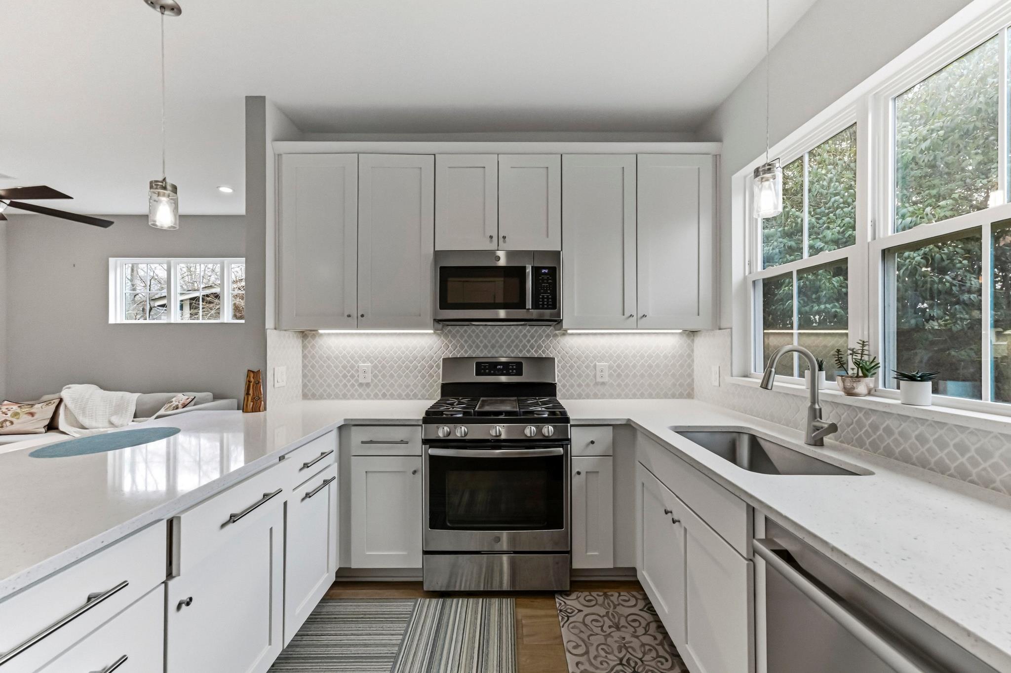 1801 Pequeno St, Austin, TX 78757