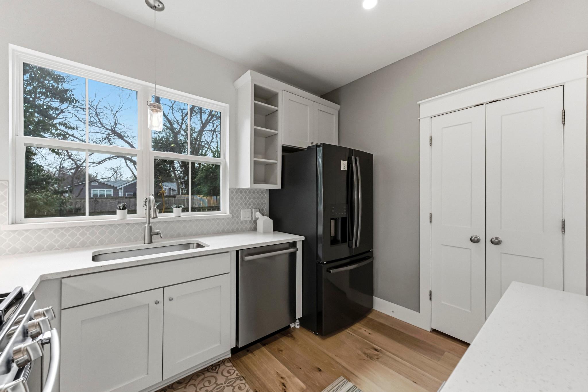 1801 Pequeno St, Austin, TX 78757