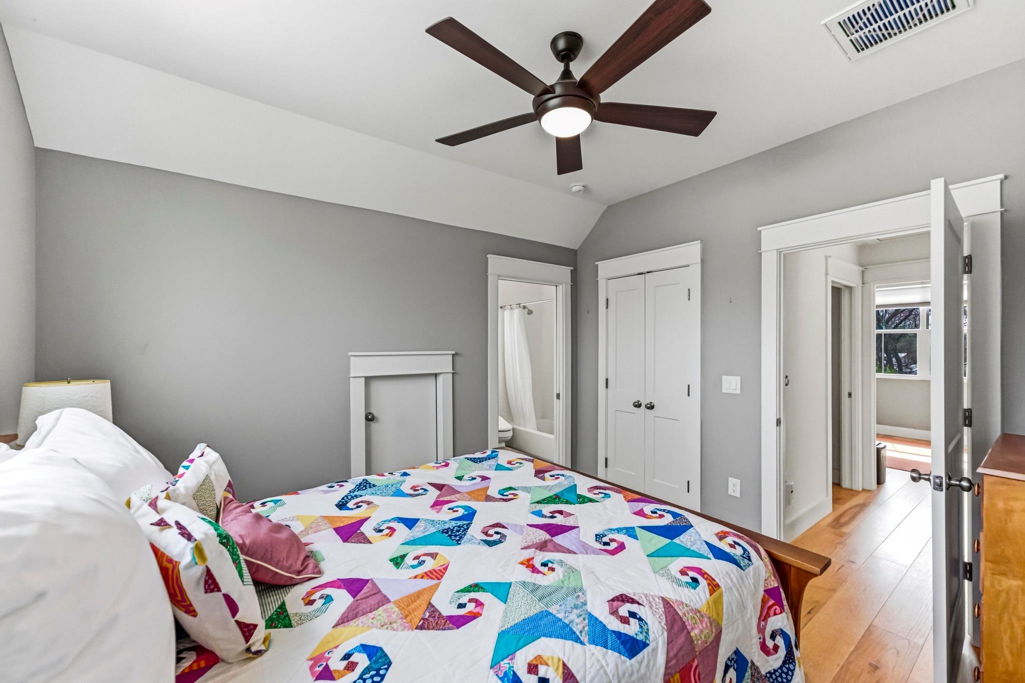 1801 Pequeno St, Austin, TX 78757