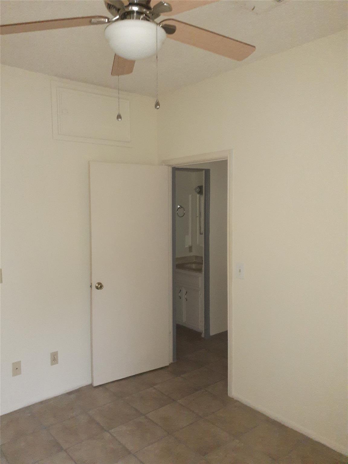 4411 Guadalupe St # 9, Austin, TX 78751