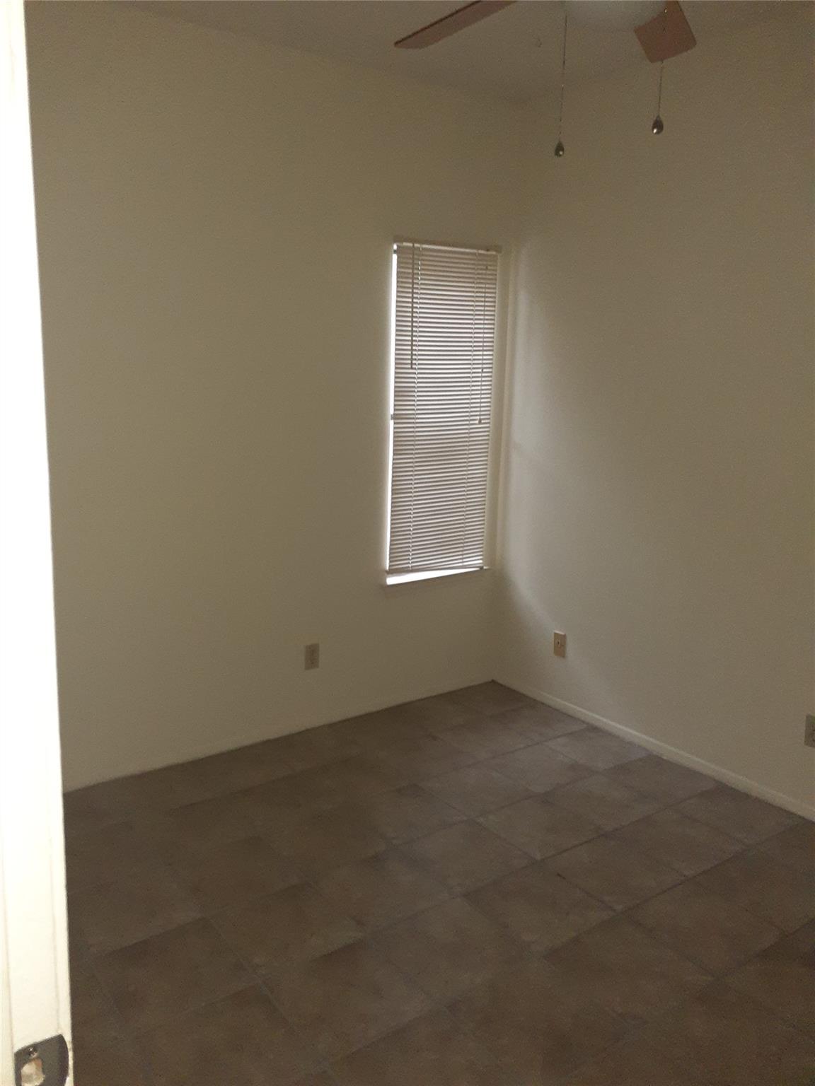 4411 Guadalupe St # 9, Austin, TX 78751