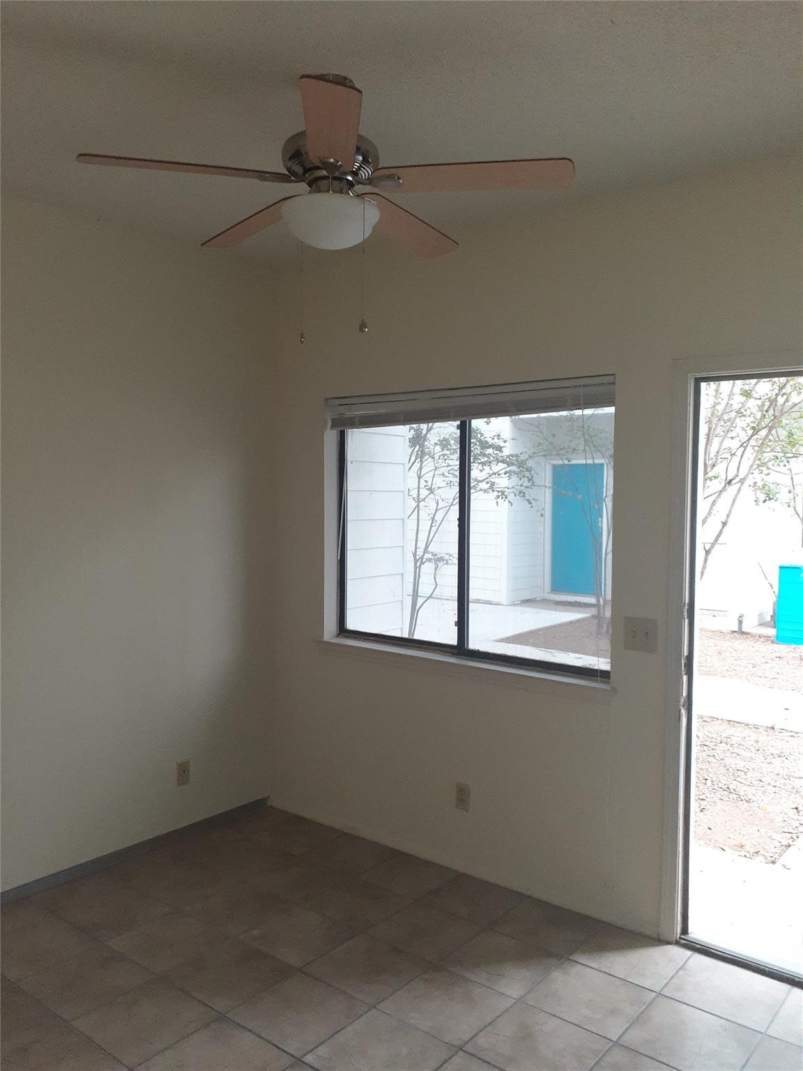 4411 Guadalupe St # 9, Austin, TX 78751