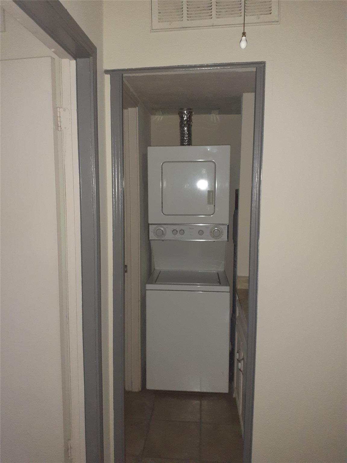 4411 Guadalupe St # 9, Austin, TX 78751