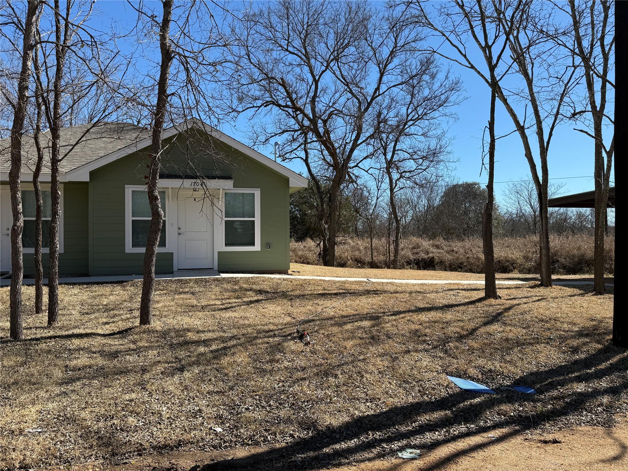 1704 E 3rd St E # 1,2, Lampasas, TX 76550