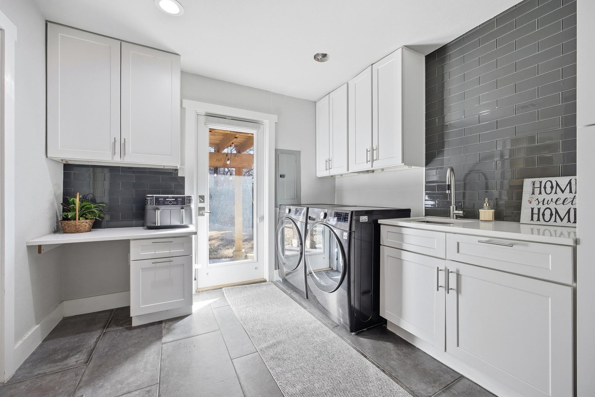 9707 Bordeaux Ln, Austin, TX 78750