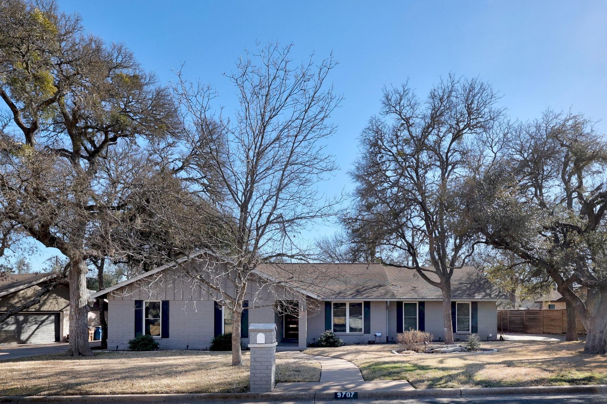 9707 Bordeaux Ln, Austin, TX 78750