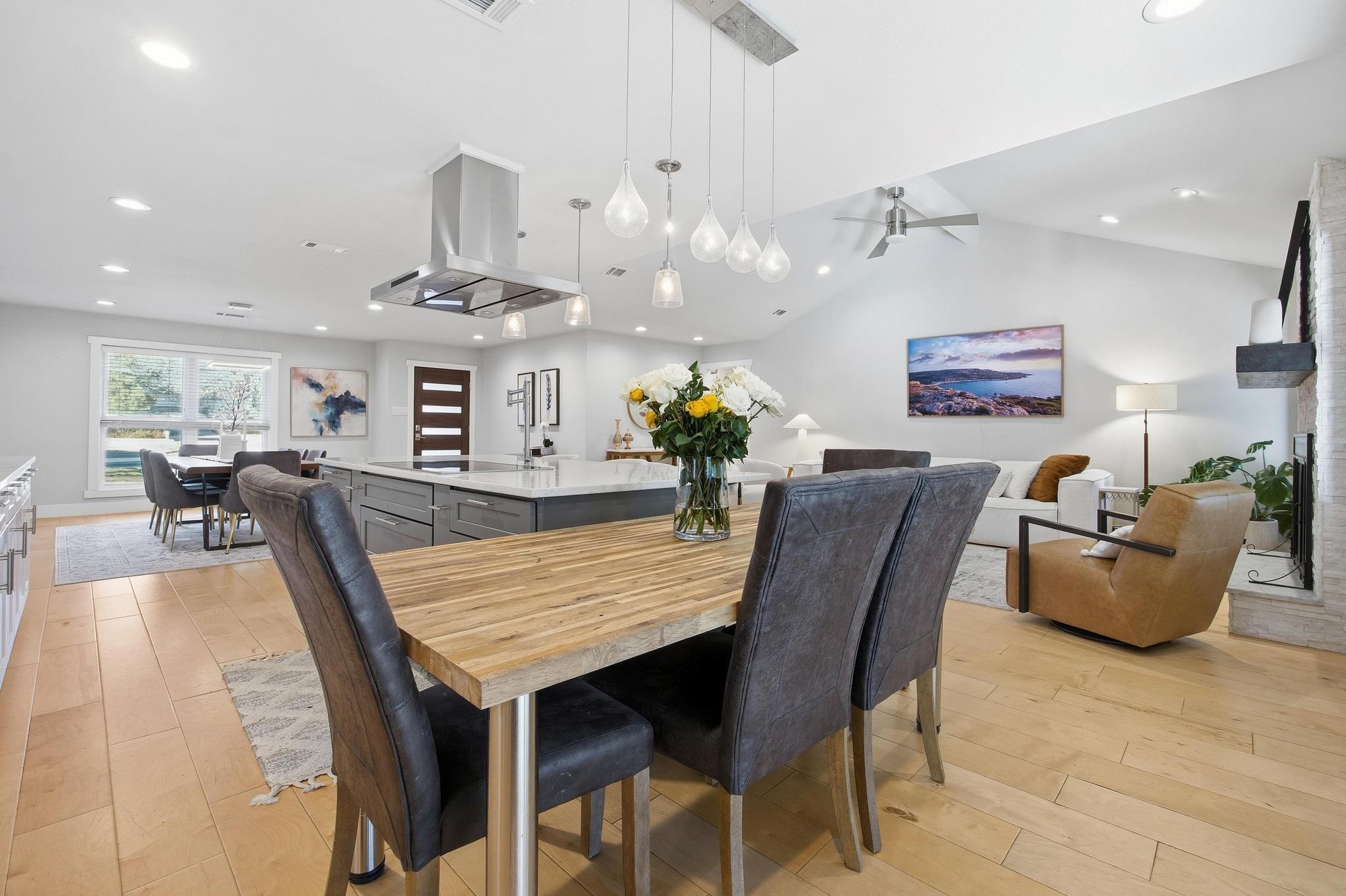 9707 Bordeaux Ln, Austin, TX 78750