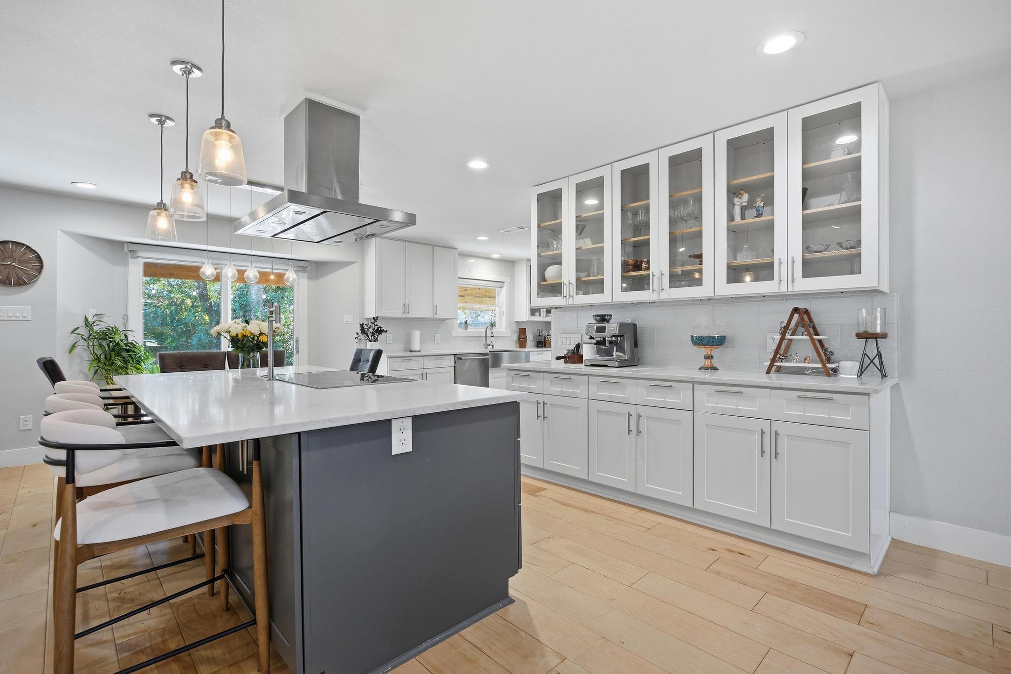 9707 Bordeaux Ln, Austin, TX 78750